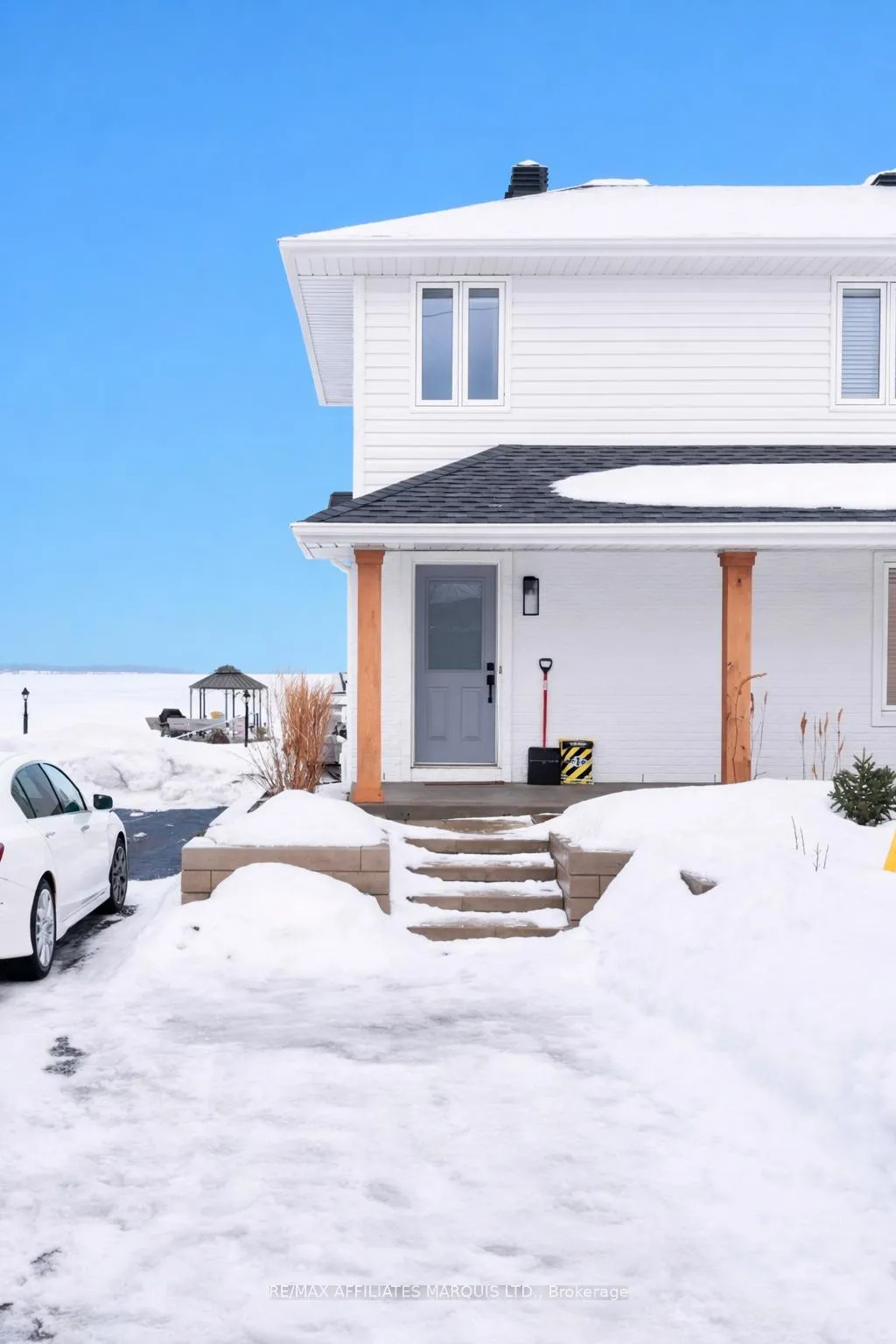 Photo 1 of 18246 County 2 Road, South Glengarry, South Glengarry (Charlottenburgh) Twp — HOMEH
