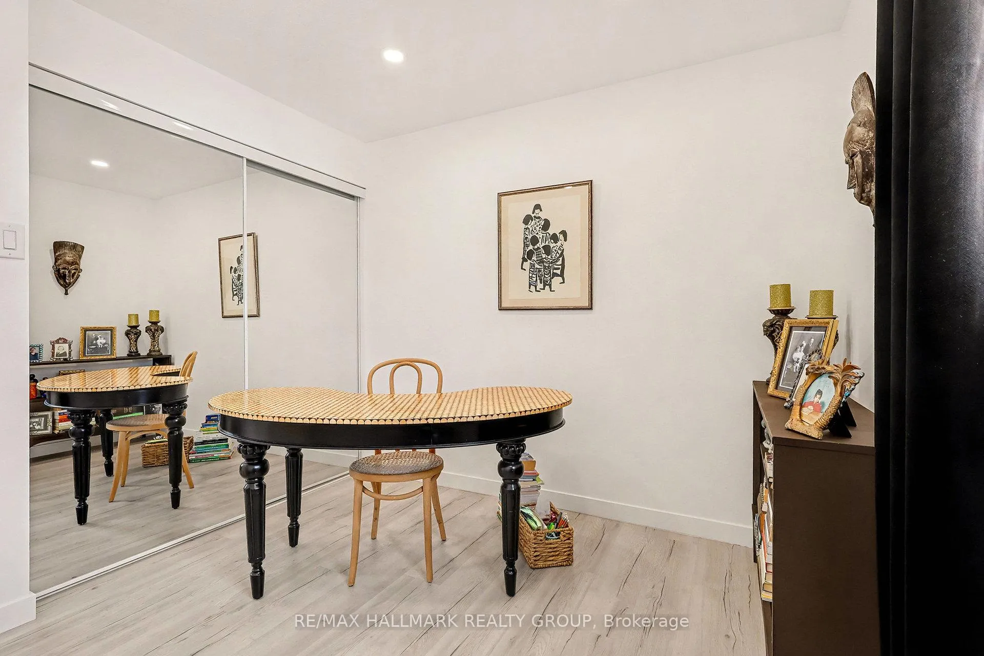 Photo 17 of 6861 Bilberry Drive, Ottawa, Convent Glen North — HOMEH