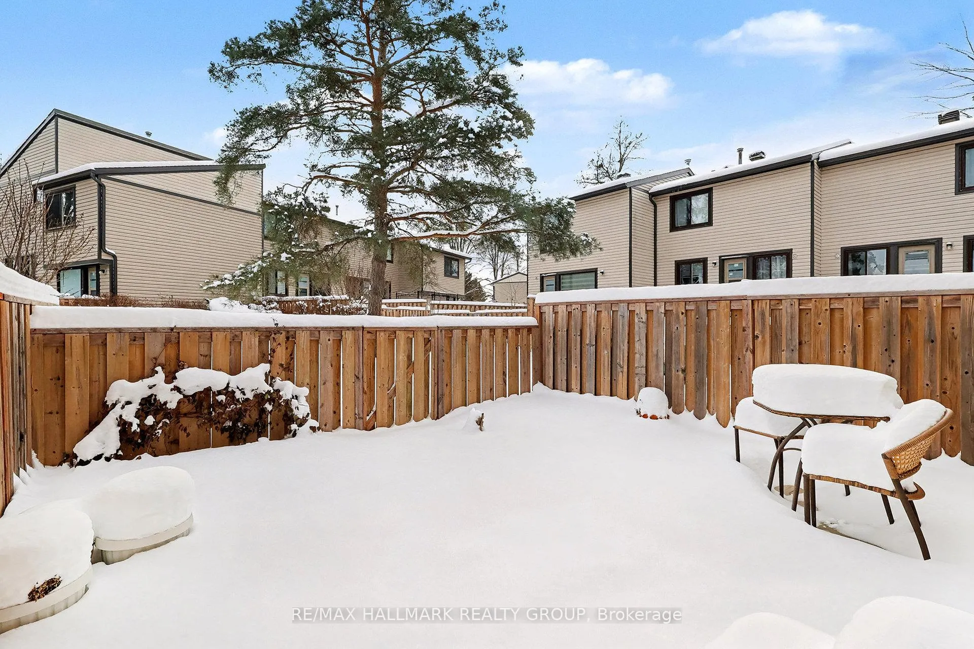 Photo 28 of 6861 Bilberry Drive, Ottawa, Convent Glen North — HOMEH