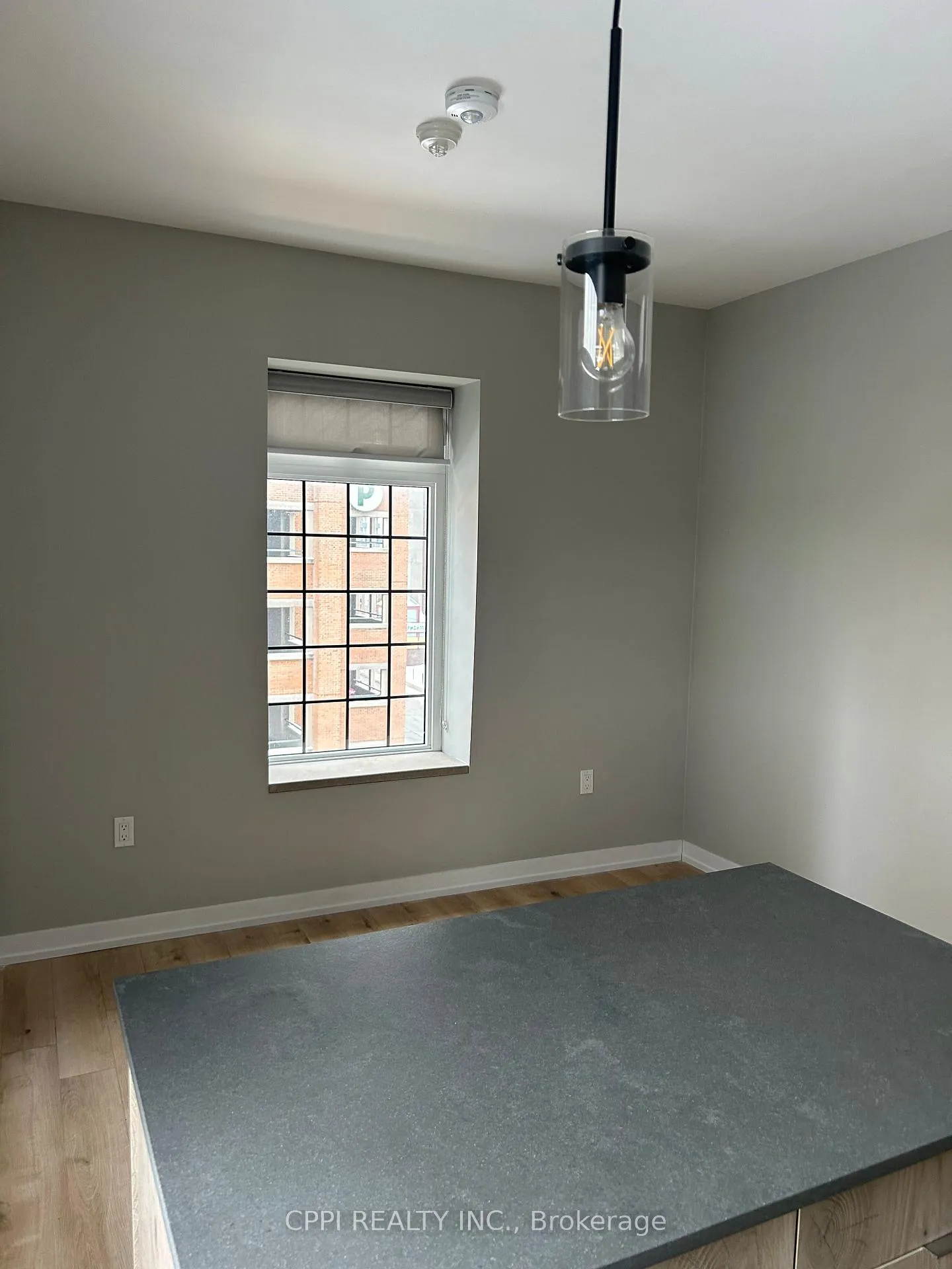 Photo 4 of Unit 513, 70 King Street E, Oshawa, Central — HOMEH