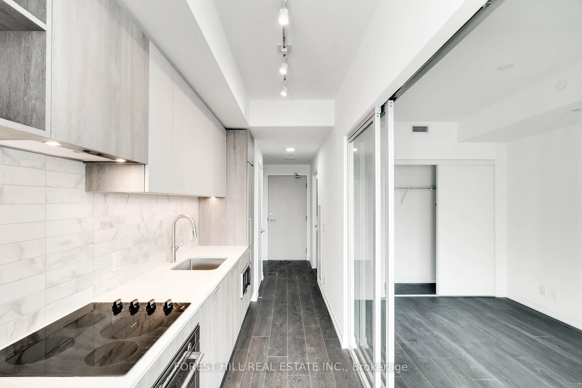 Photo 7 of Unit 516, 2020 Bathurst Street, Toronto, Humewood-Cedarvale — HOMEH
