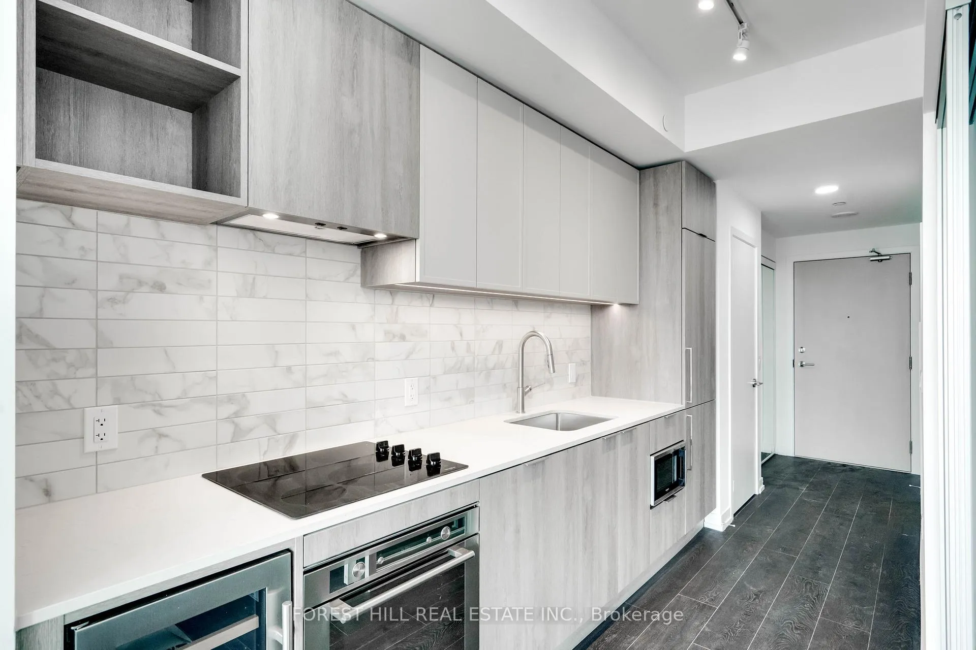 Photo 8 of Unit 516, 2020 Bathurst Street, Toronto, Humewood-Cedarvale — HOMEH