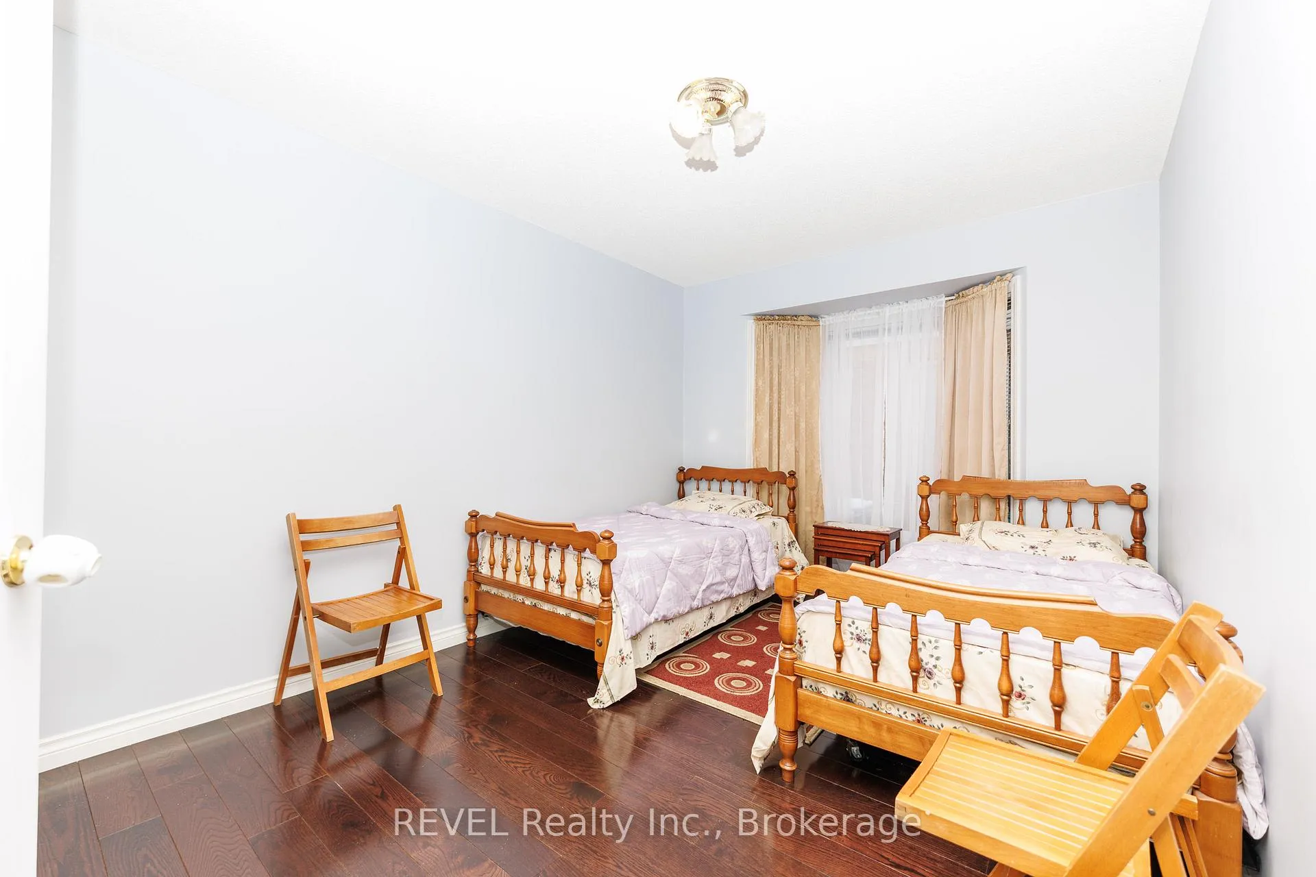 Photo 14 of Unit main, 16 Chessington Street, St. Catharines, Grapeview — HOMEH