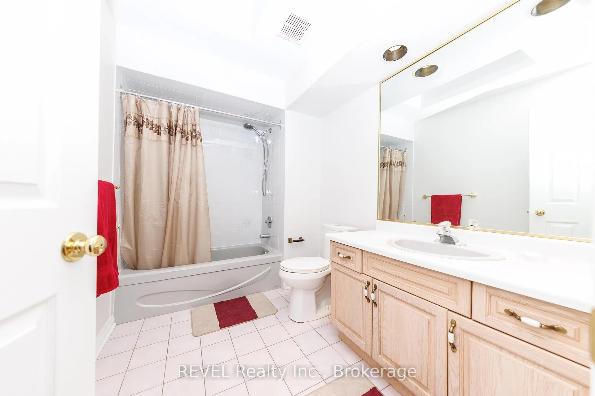 Photo 21 of Unit main, 16 Chessington Street, St. Catharines, Grapeview — HOMEH