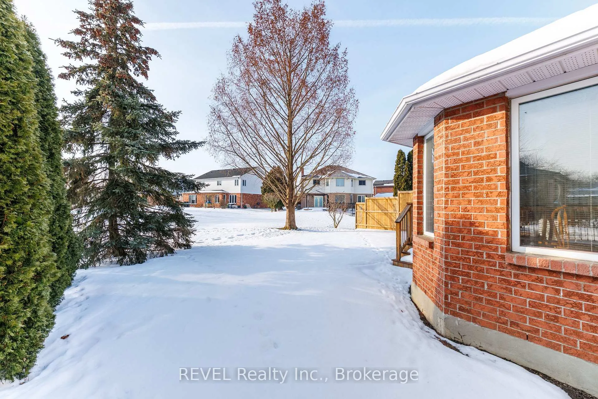 Photo 29 of Unit main, 16 Chessington Street, St. Catharines, Grapeview — HOMEH