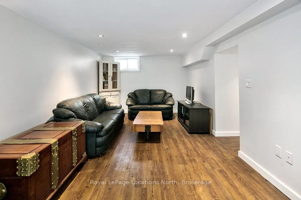 Photo 18 of 497 Maple Street, Collingwood — HOMEH