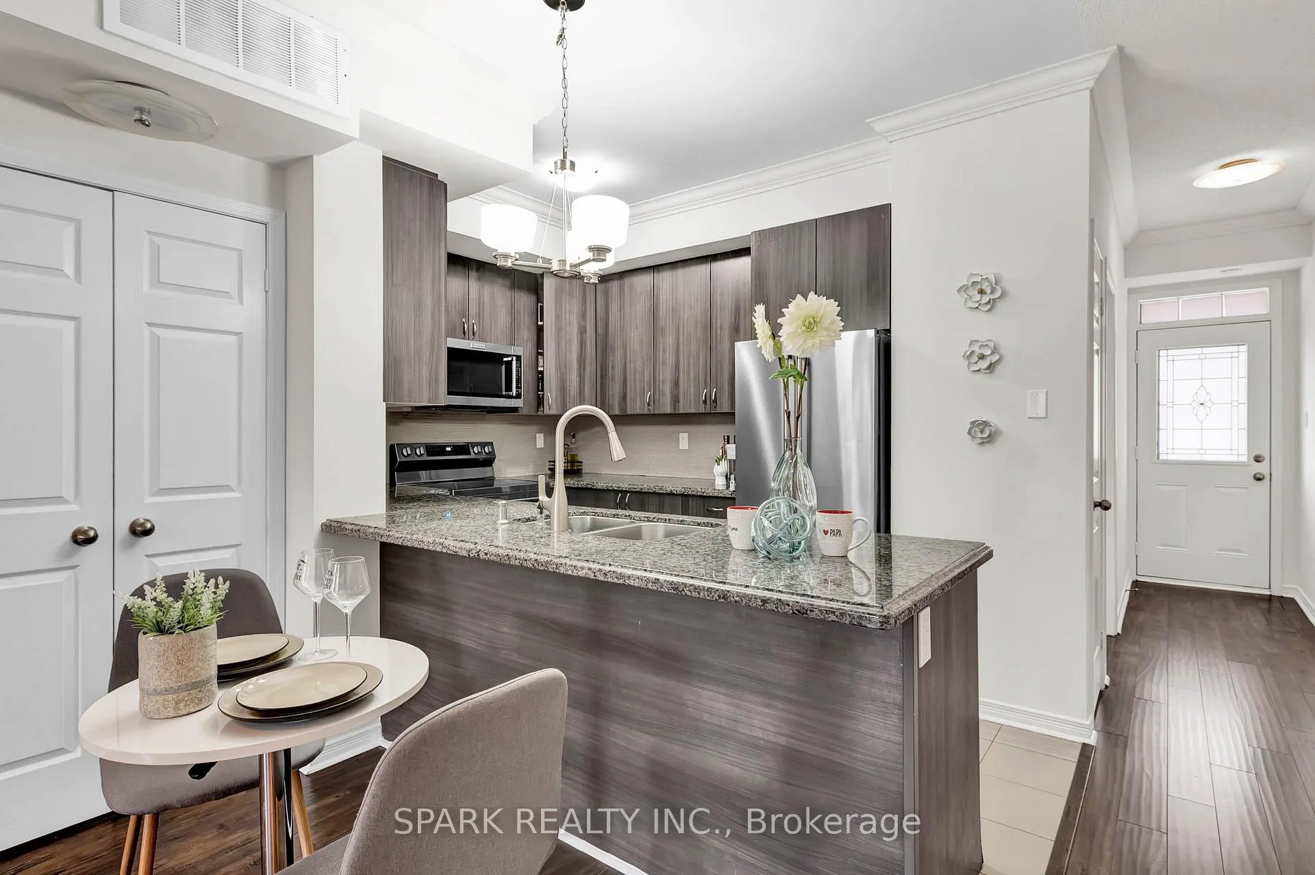 Photo 6 of Unit 35, 180 Howden Boulevard, Brampton, Westgate — HOMEH