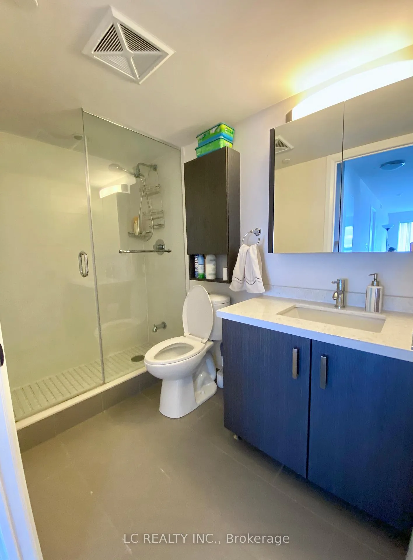 Photo 8 of Unit 1902, 18 Uptown Drive, Markham, Unionville — HOMEH