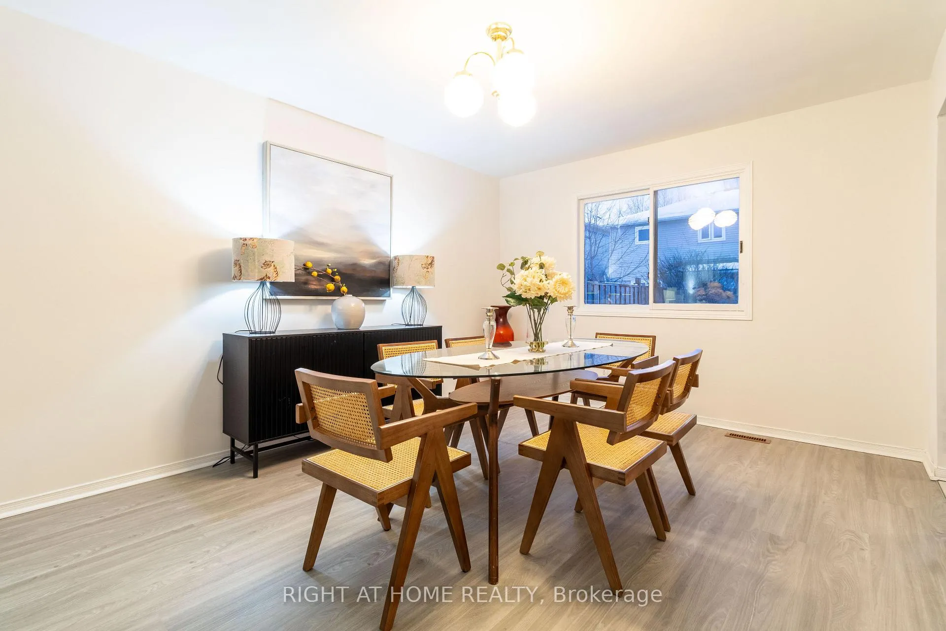 Photo 7 of 1686 Major Oaks Road, Pickering, Brock Ridge — HOMEH