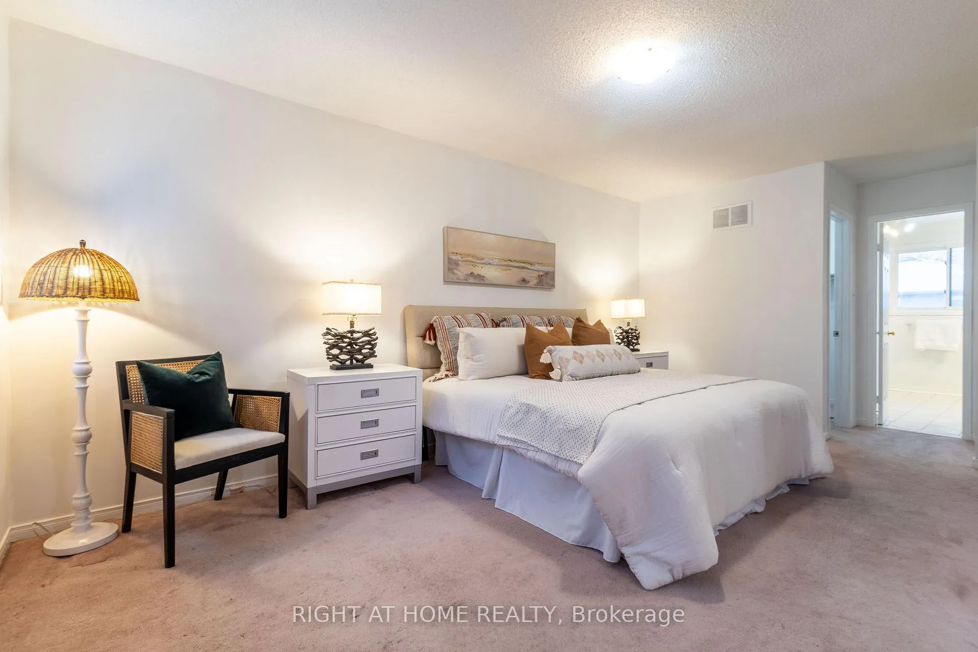 Photo 16 of 1686 Major Oaks Road, Pickering, Brock Ridge — HOMEH