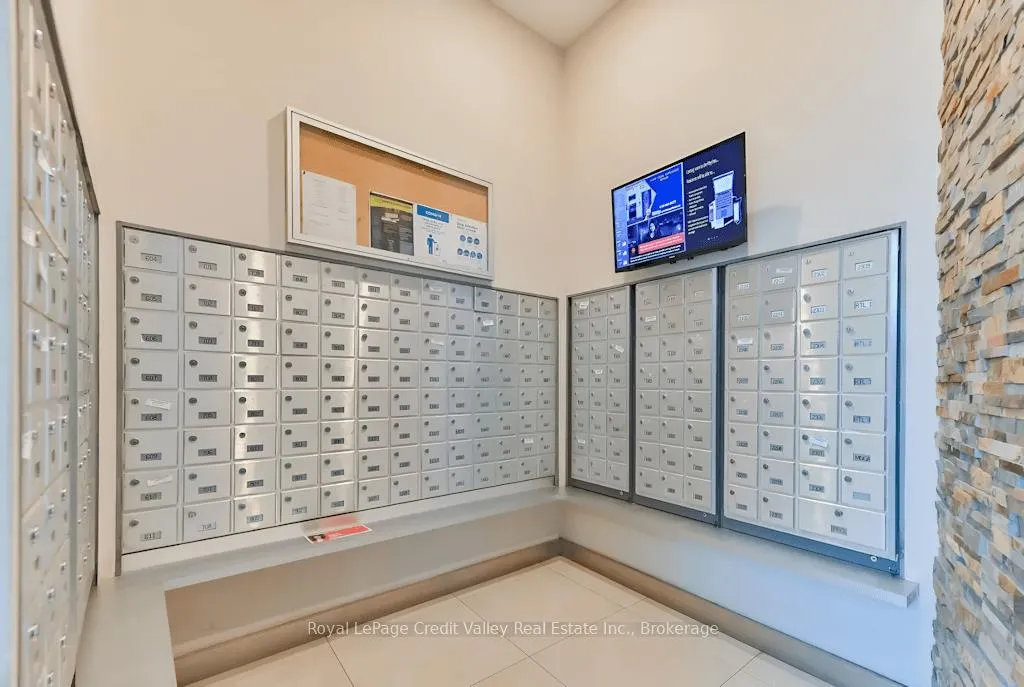 Photo 12 of Unit 904, 215 Queen Street E, Brampton, Queen Street Corridor — HOMEH