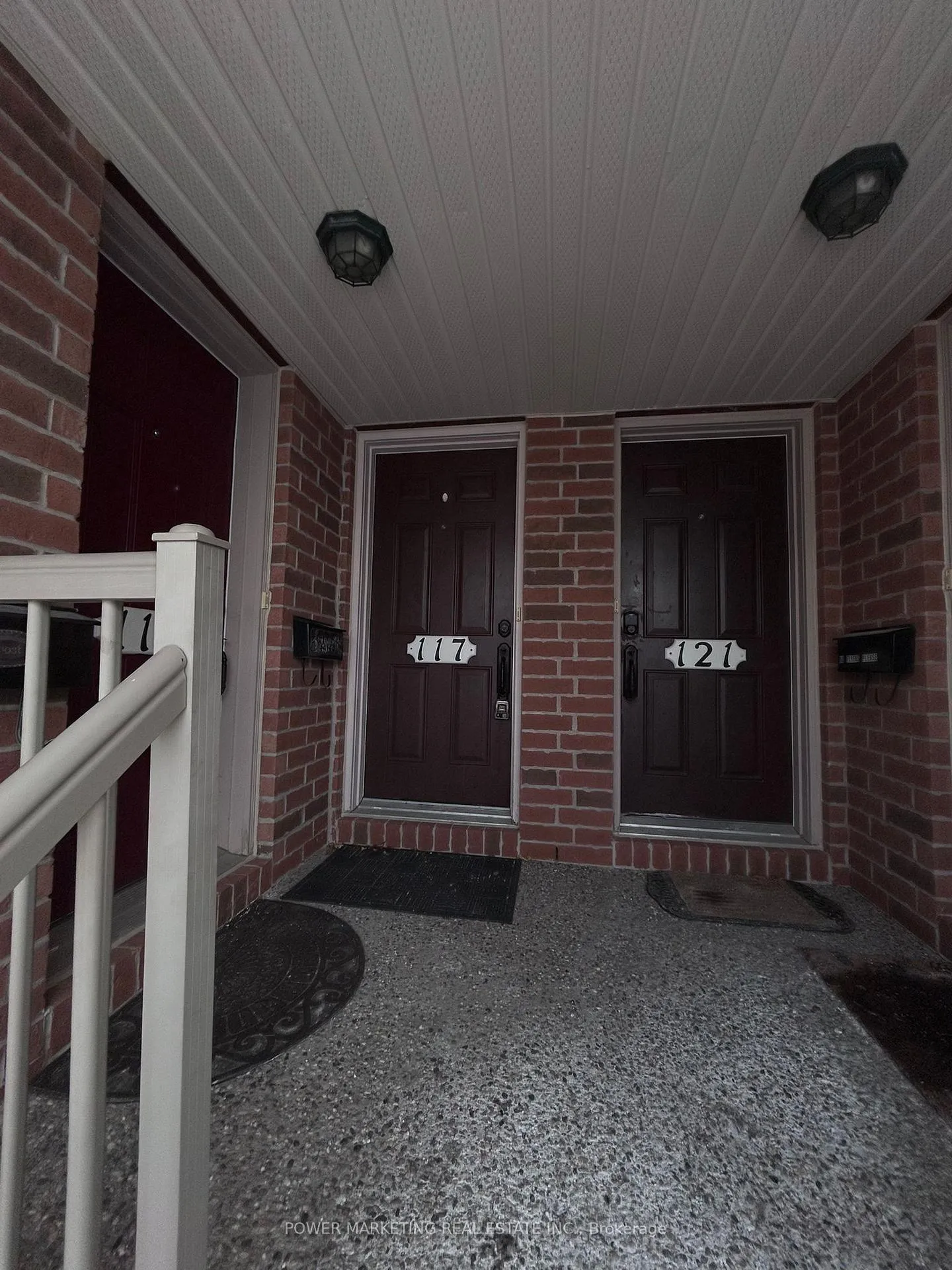 Photo 3 of Unit 5, 117 Keltie Private, Ottawa, Barrhaven - Longfields — HOMEH