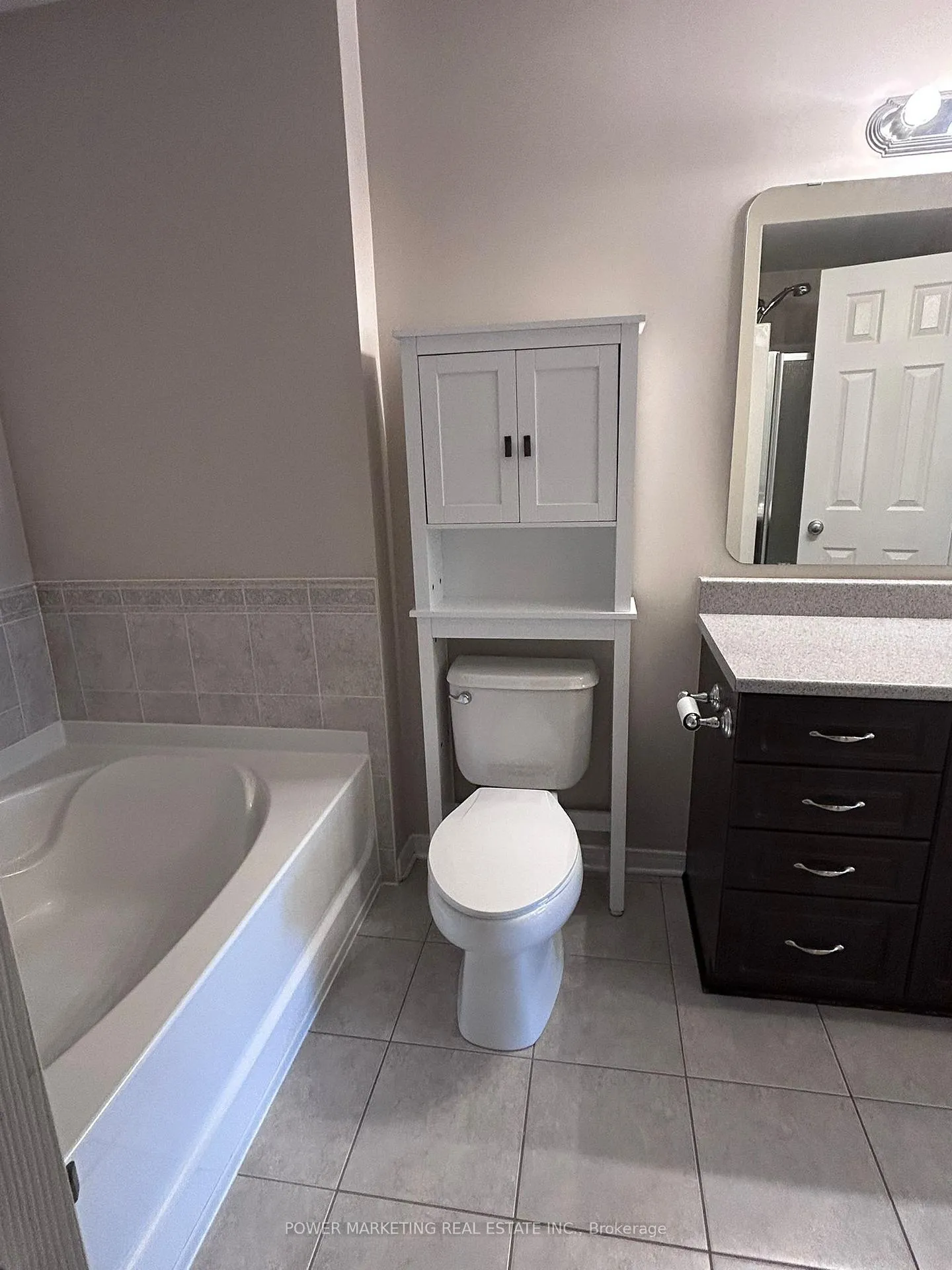 Photo 18 of Unit 5, 117 Keltie Private, Ottawa, Barrhaven - Longfields — HOMEH