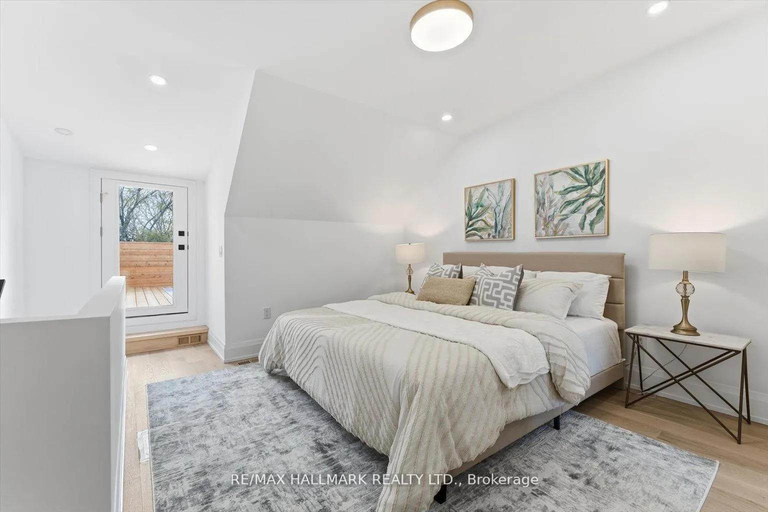 Photo 16 of 51 Withrow Avenue, Toronto, North Riverdale — HOMEH