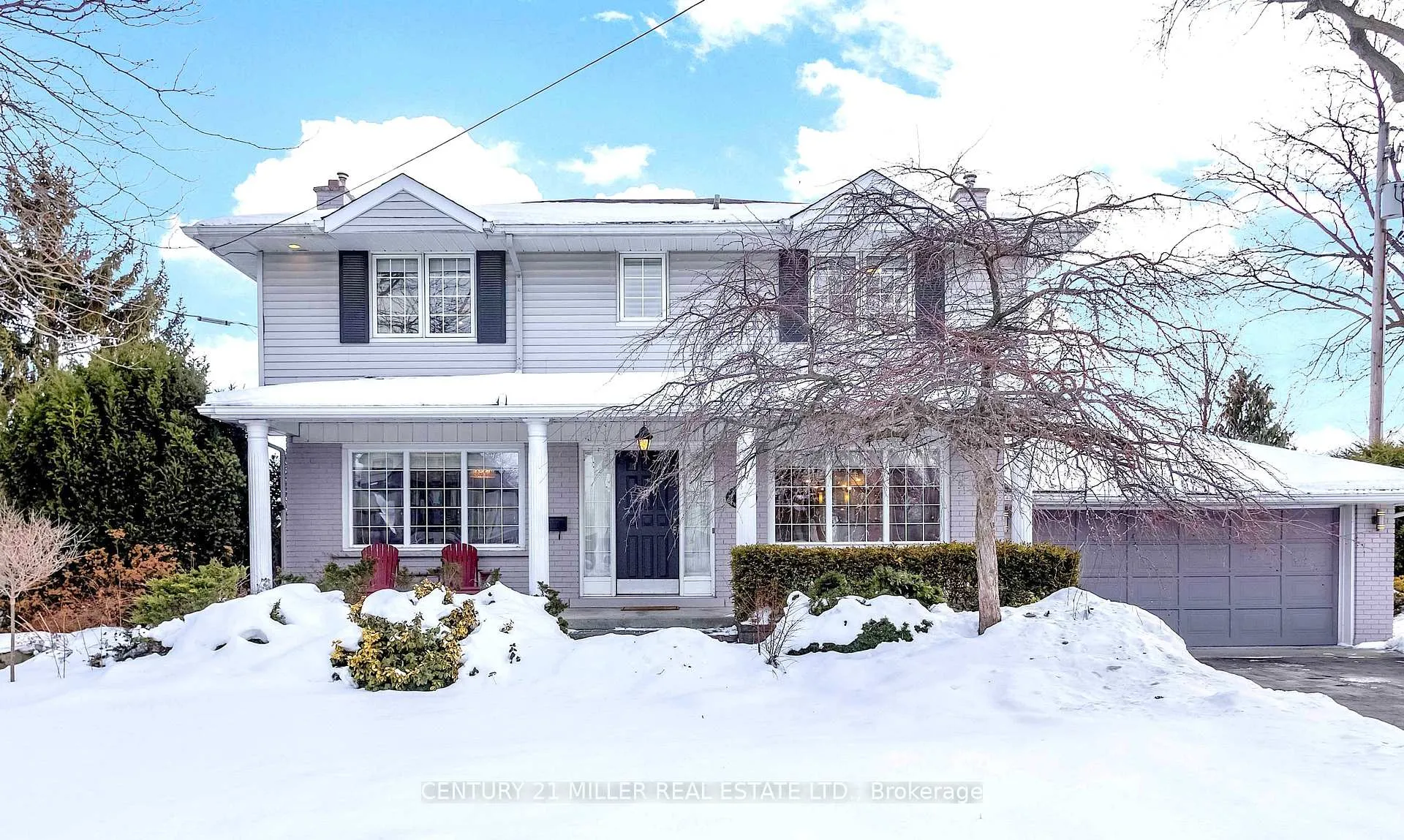 Photo 2 of 428 Hendrie Avenue, Burlington, Bayview — HOMEH