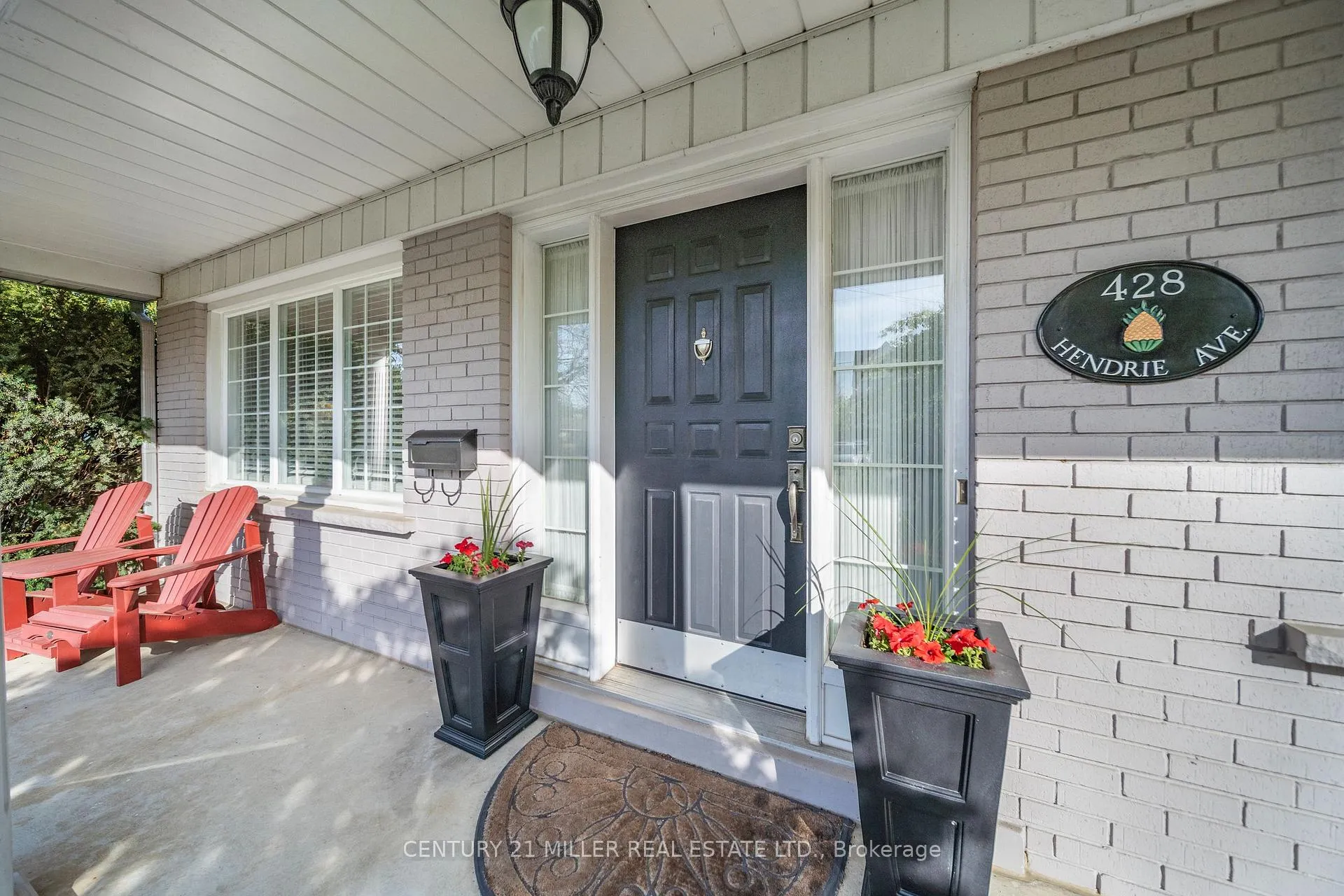 Photo 4 of 428 Hendrie Avenue, Burlington, Bayview — HOMEH