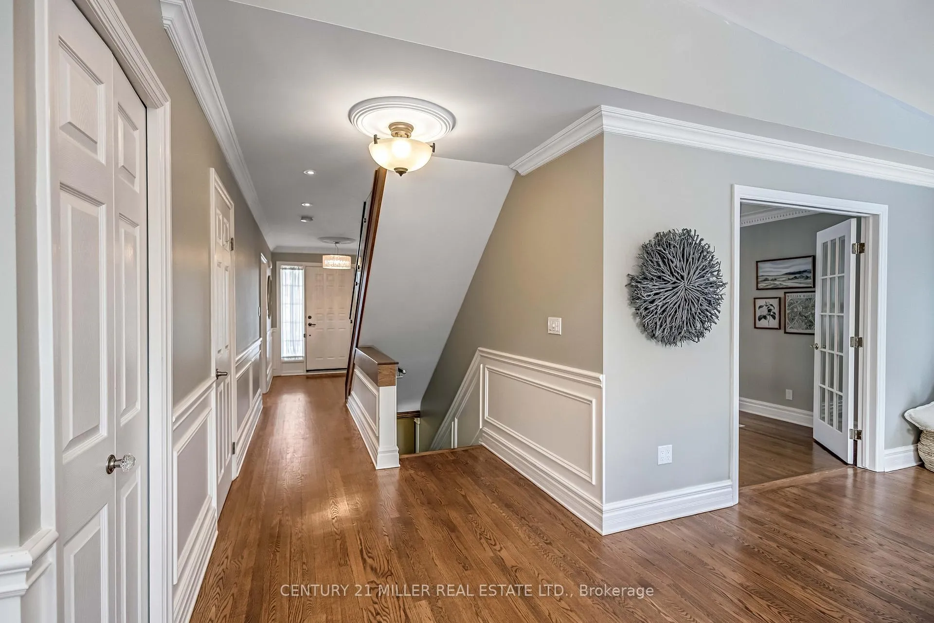 Photo 12 of 428 Hendrie Avenue, Burlington, Bayview — HOMEH