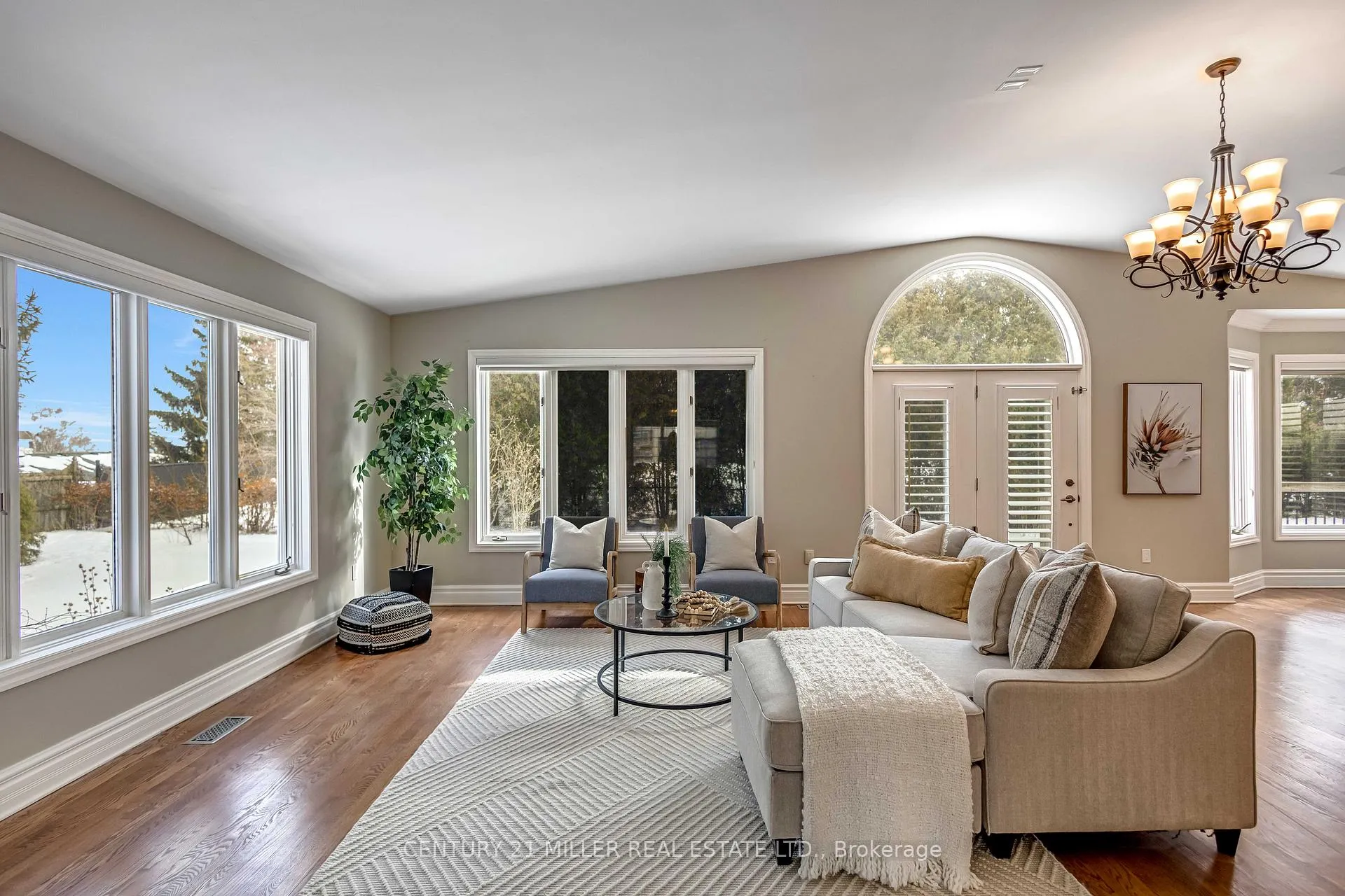 Photo 14 of 428 Hendrie Avenue, Burlington, Bayview — HOMEH