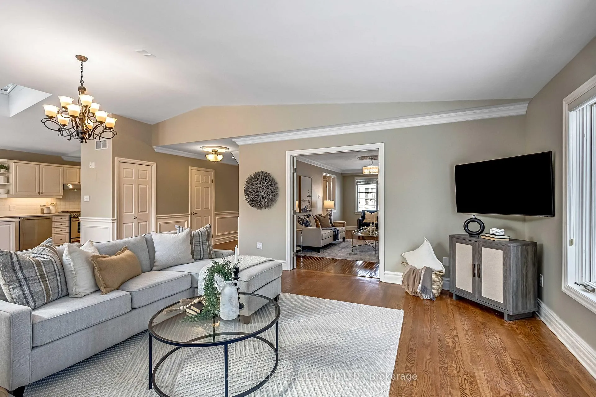 Photo 15 of 428 Hendrie Avenue, Burlington, Bayview — HOMEH