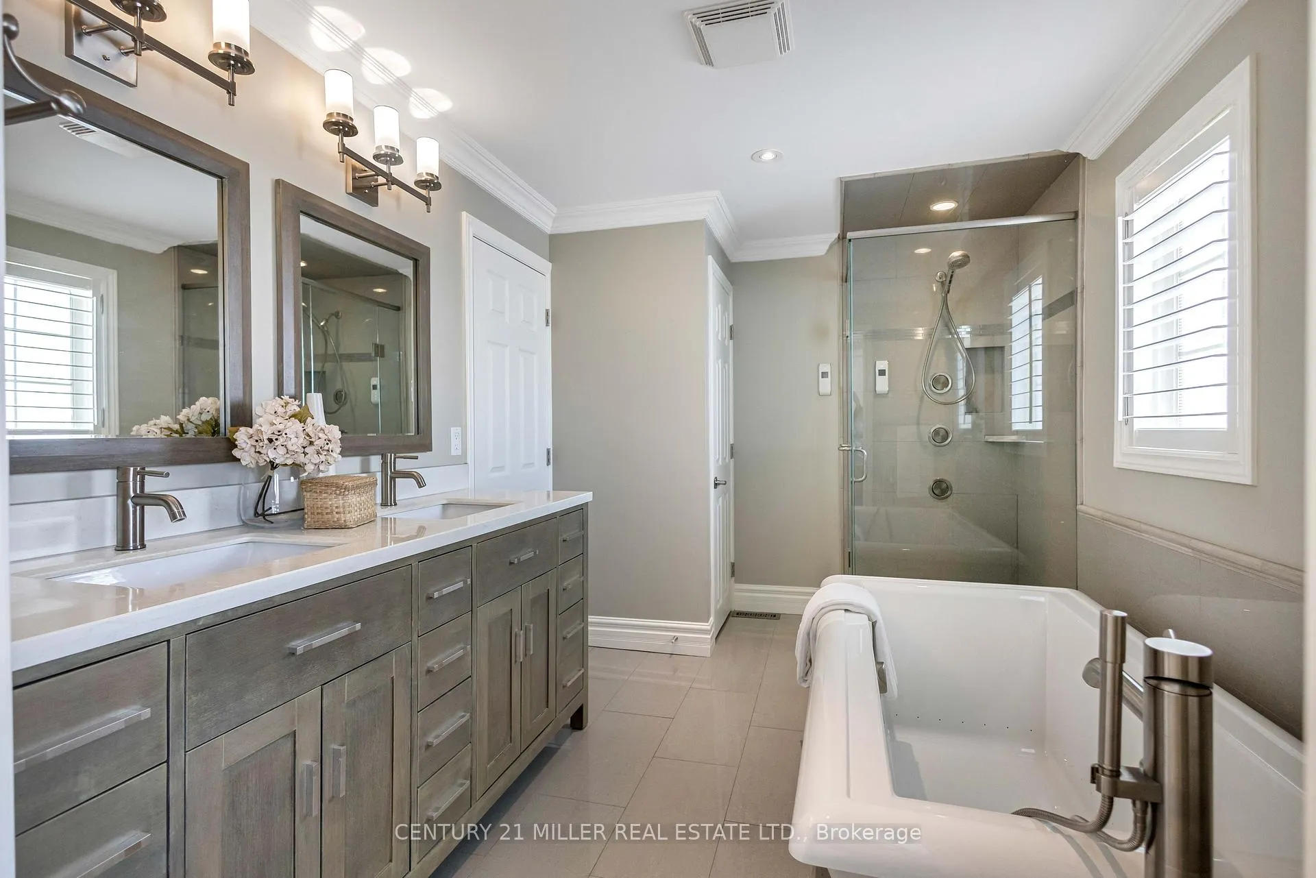 Photo 20 of 428 Hendrie Avenue, Burlington, Bayview — HOMEH