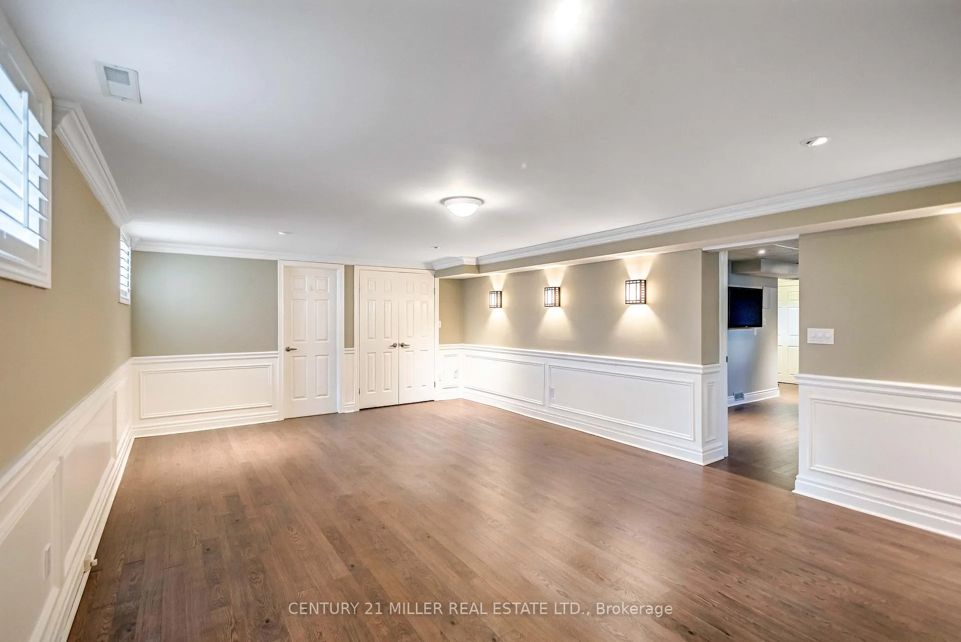 Photo 24 of 428 Hendrie Avenue, Burlington, Bayview — HOMEH