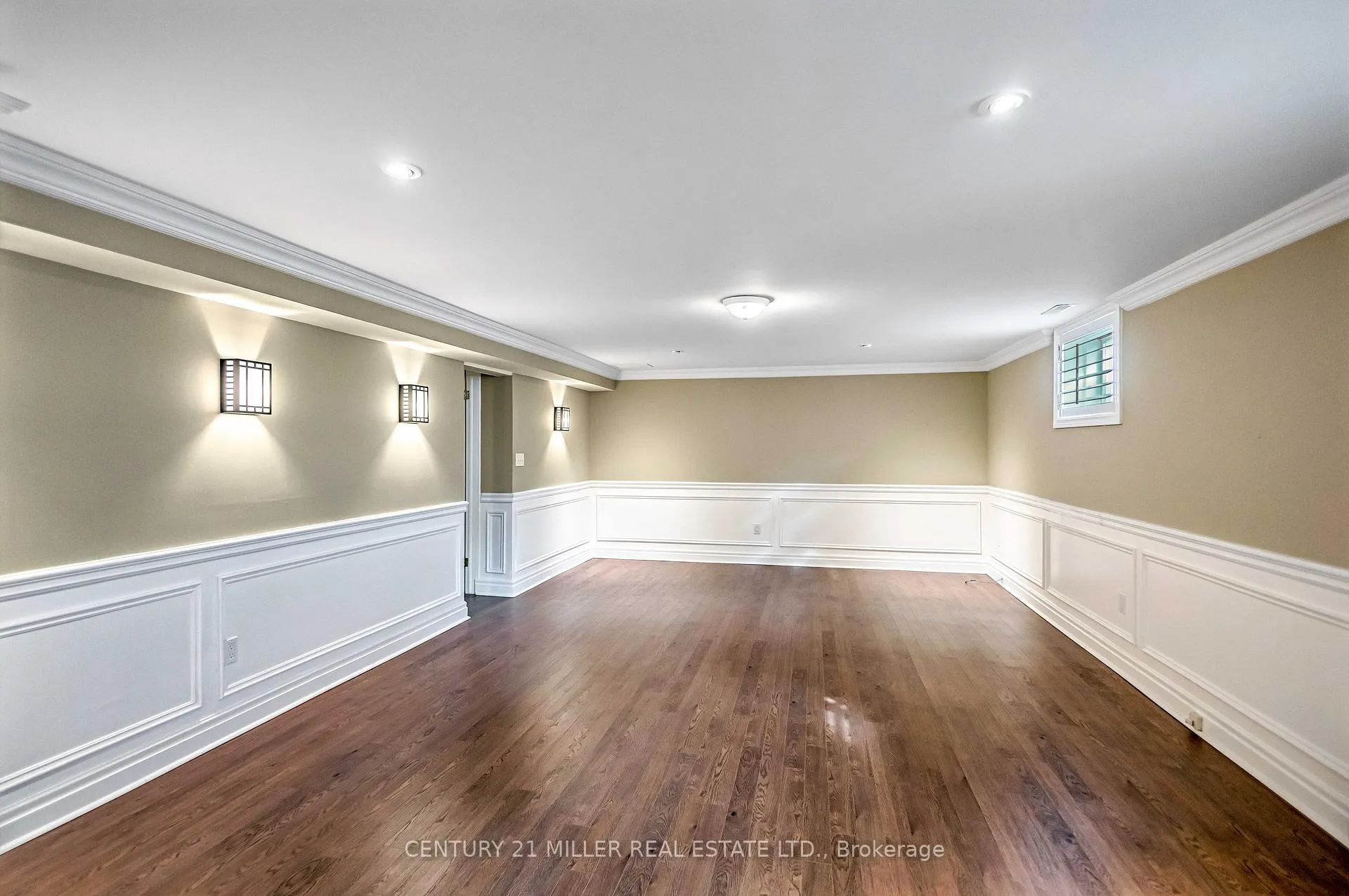 Photo 25 of 428 Hendrie Avenue, Burlington, Bayview — HOMEH