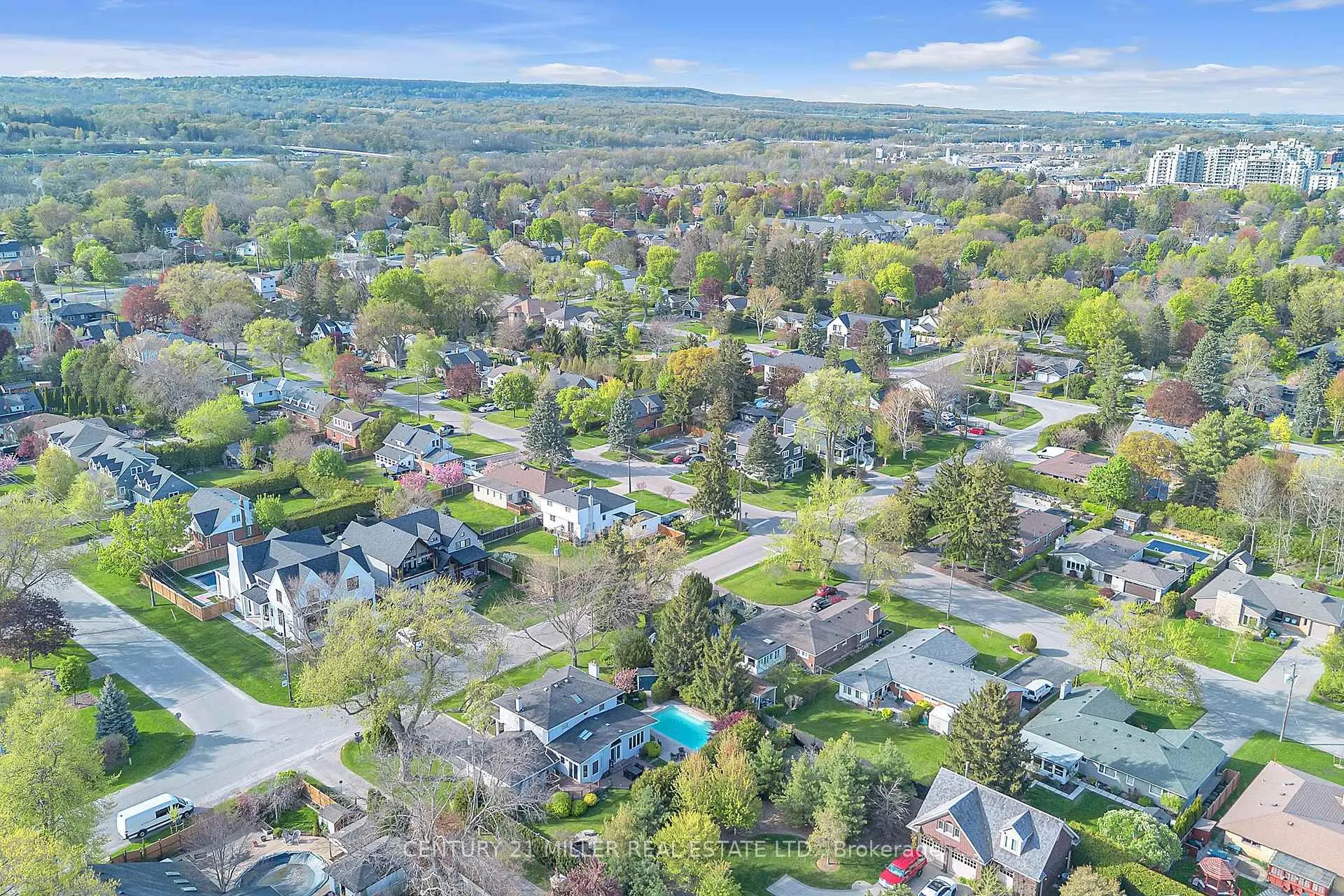 Photo 33 of 428 Hendrie Avenue, Burlington, Bayview — HOMEH