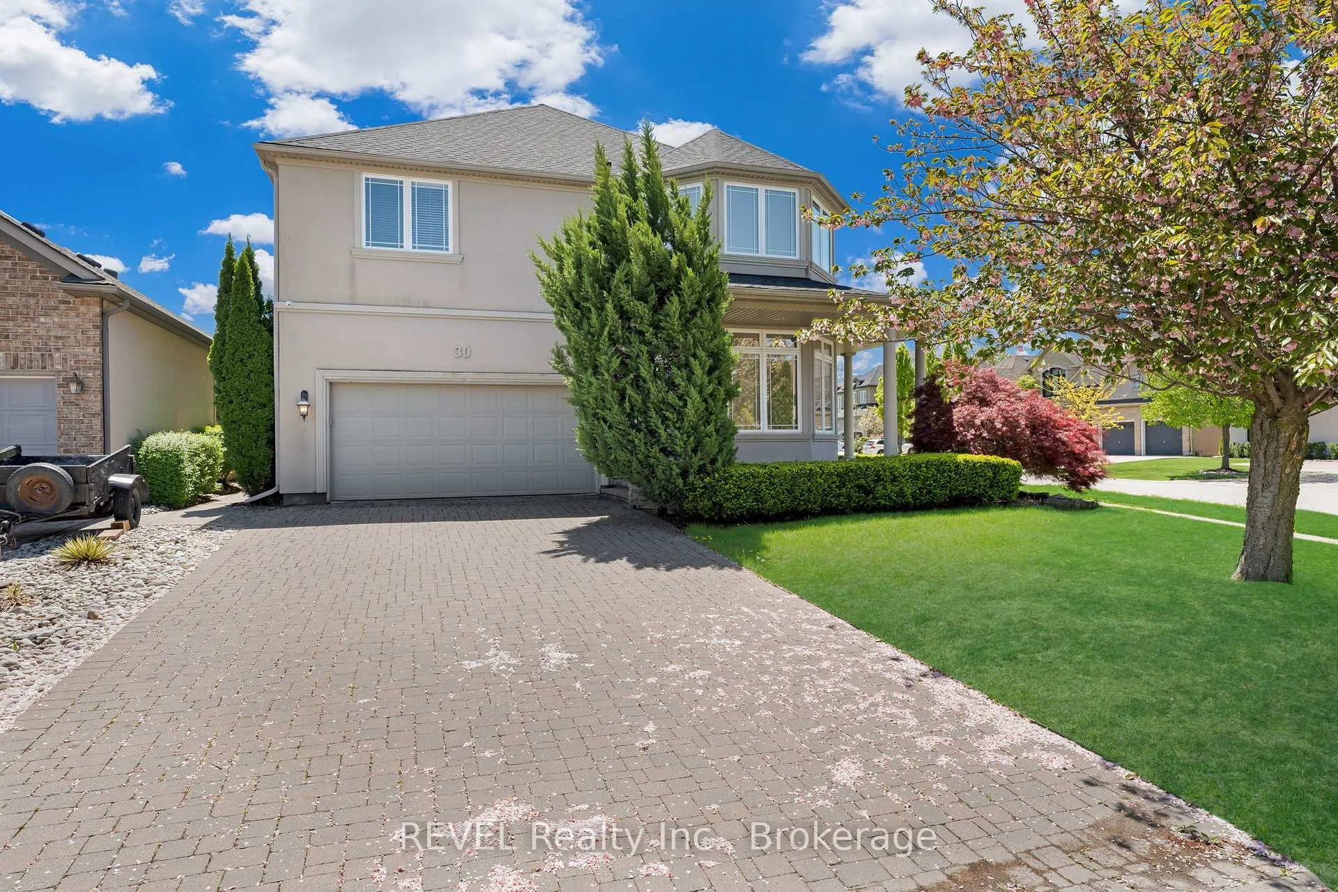 Photo 2 of 30 Maracay Way, St. Catharines, Grapeview — HOMEH