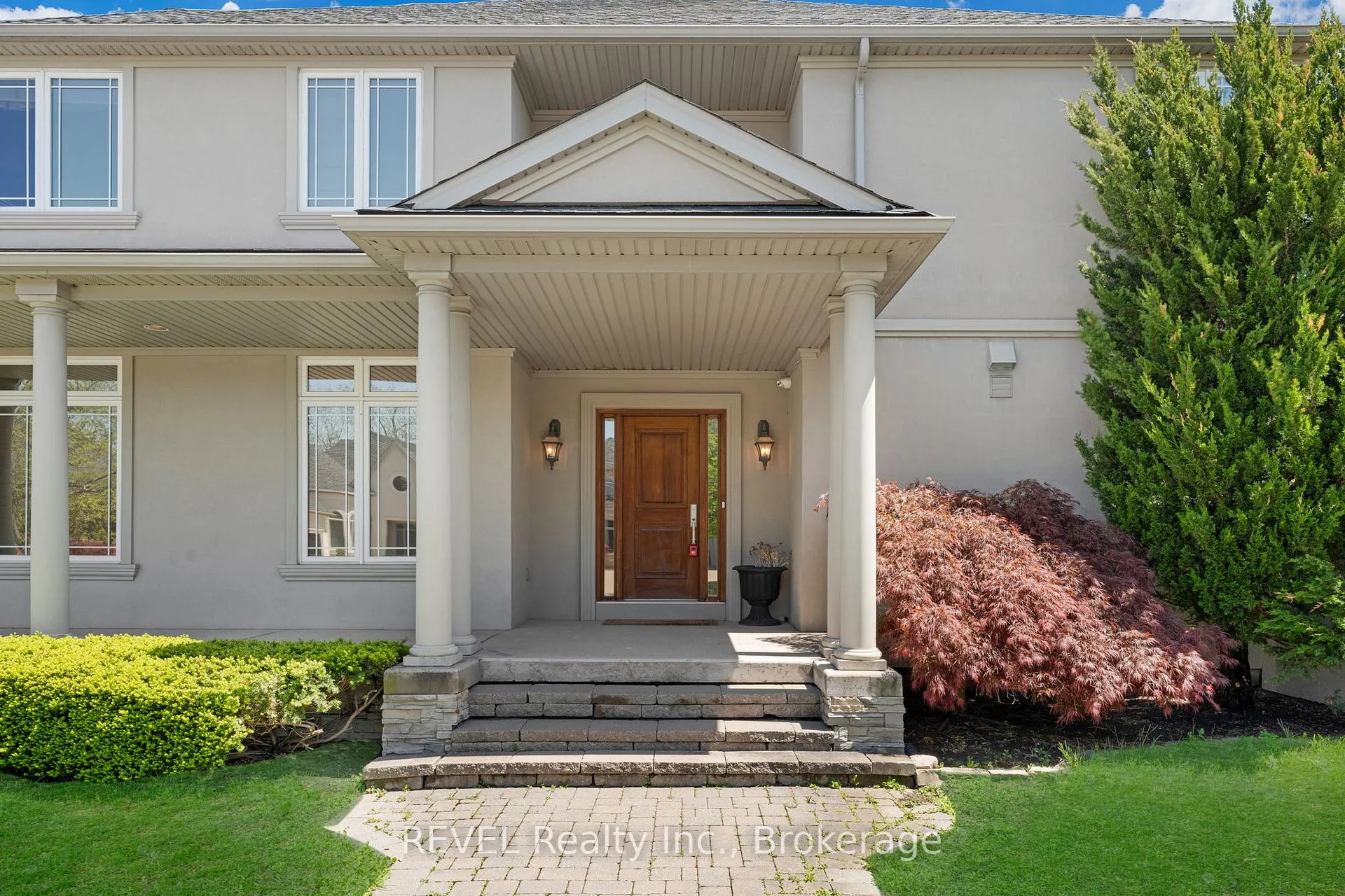 Photo 4 of 30 Maracay Way, St. Catharines, Grapeview — HOMEH