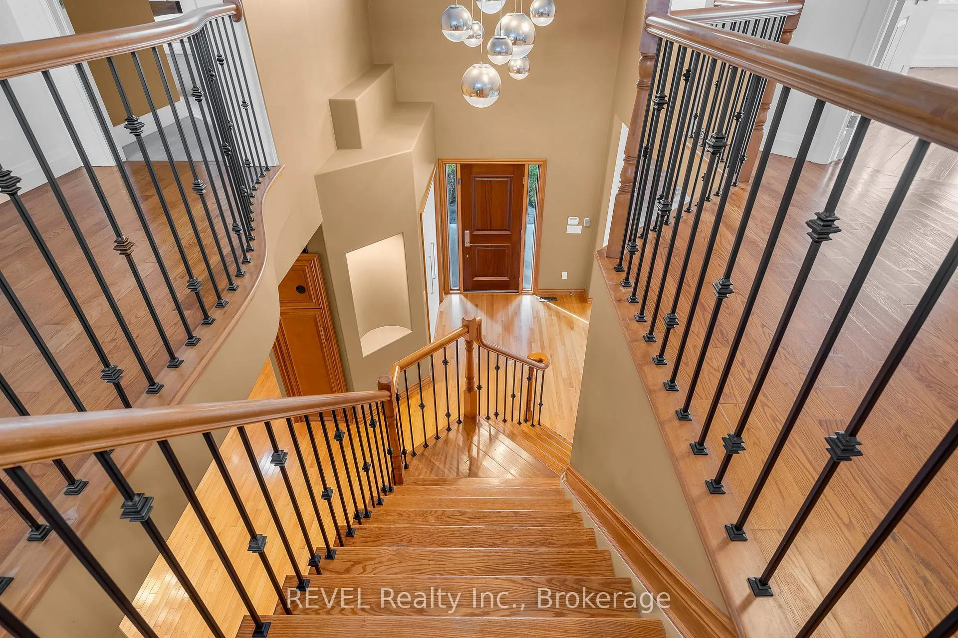 Photo 16 of 30 Maracay Way, St. Catharines, Grapeview — HOMEH