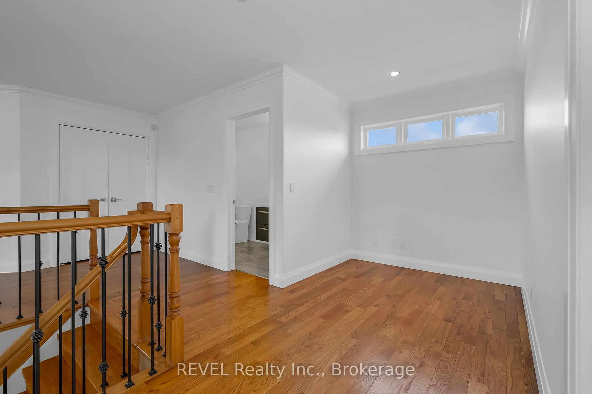 Photo 18 of 30 Maracay Way, St. Catharines, Grapeview — HOMEH