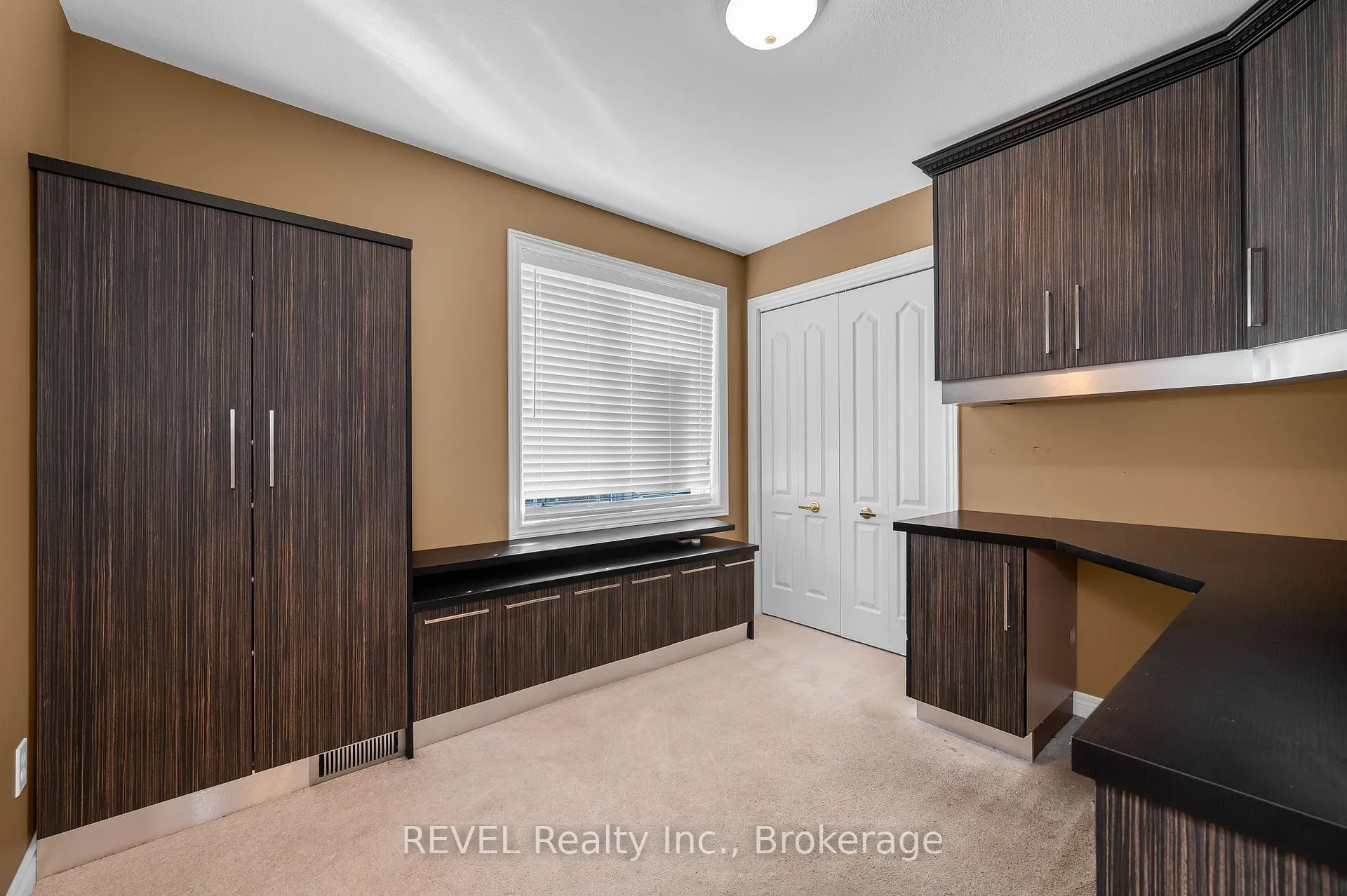 Photo 29 of 30 Maracay Way, St. Catharines, Grapeview — HOMEH