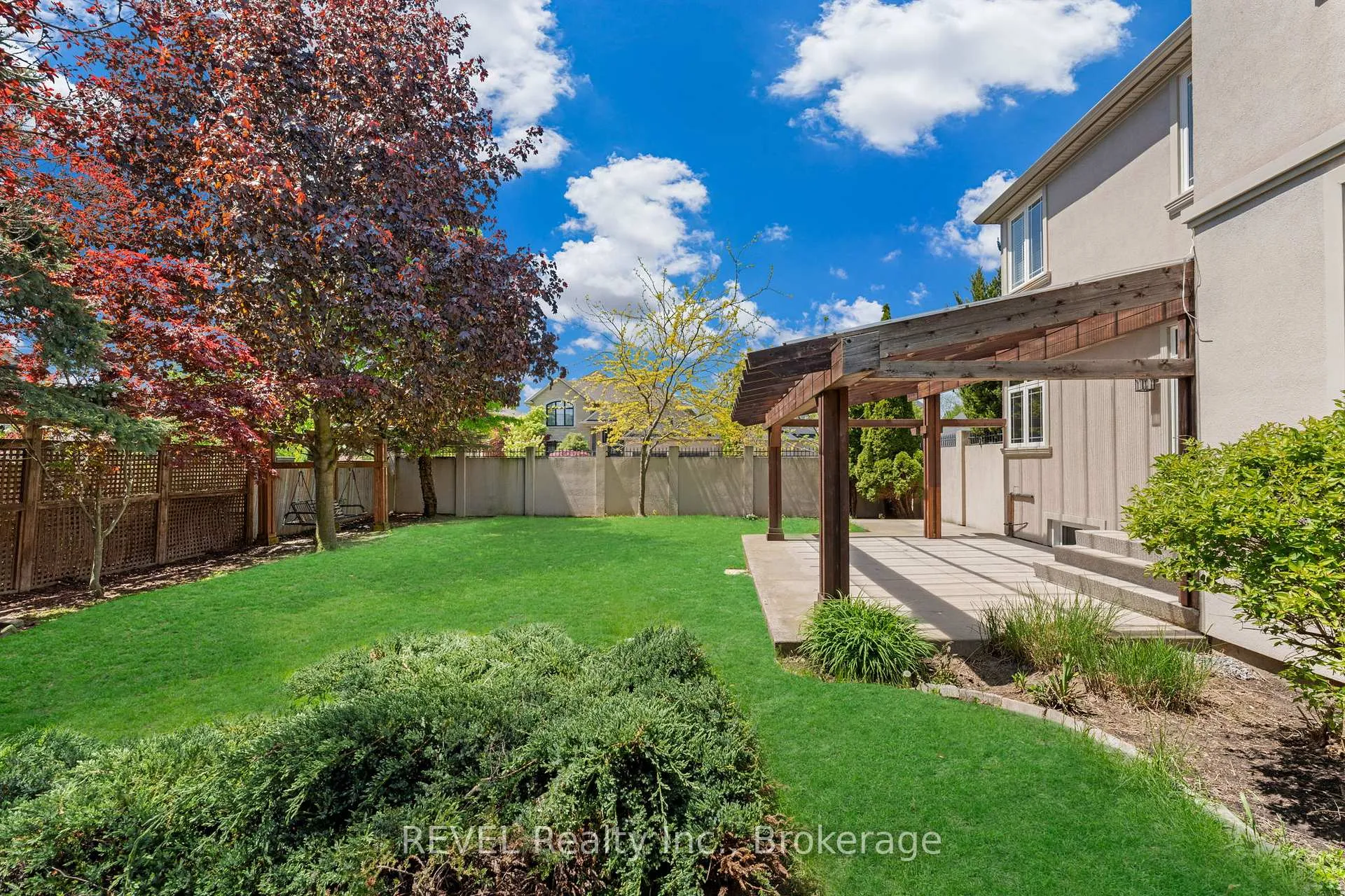 Photo 47 of 30 Maracay Way, St. Catharines, Grapeview — HOMEH