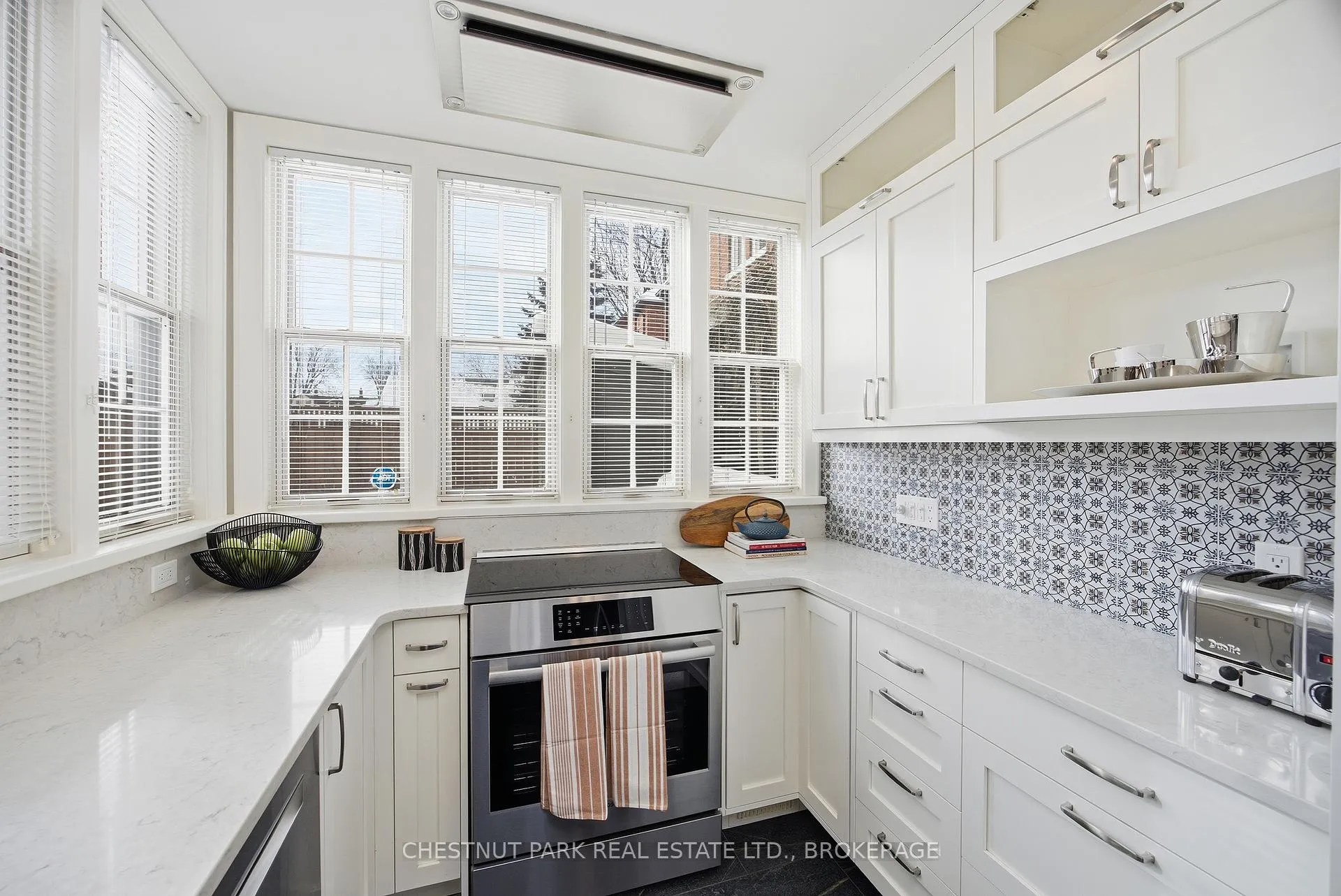 Photo 15 of 116 William Street, Kingston, Central City East — HOMEH