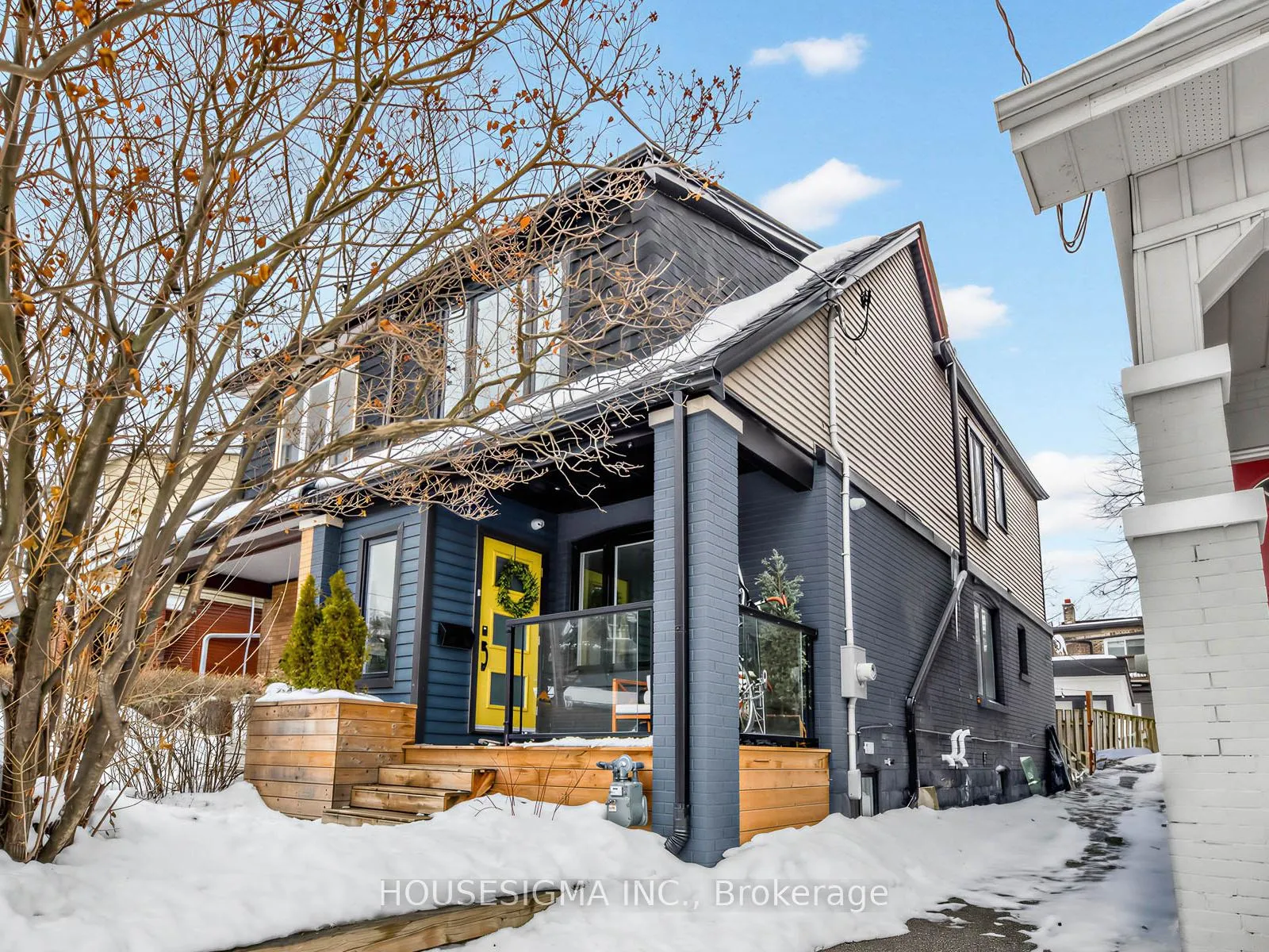 Photo 2 of 41 Kent Road, Toronto, Greenwood-Coxwell — HOMEH