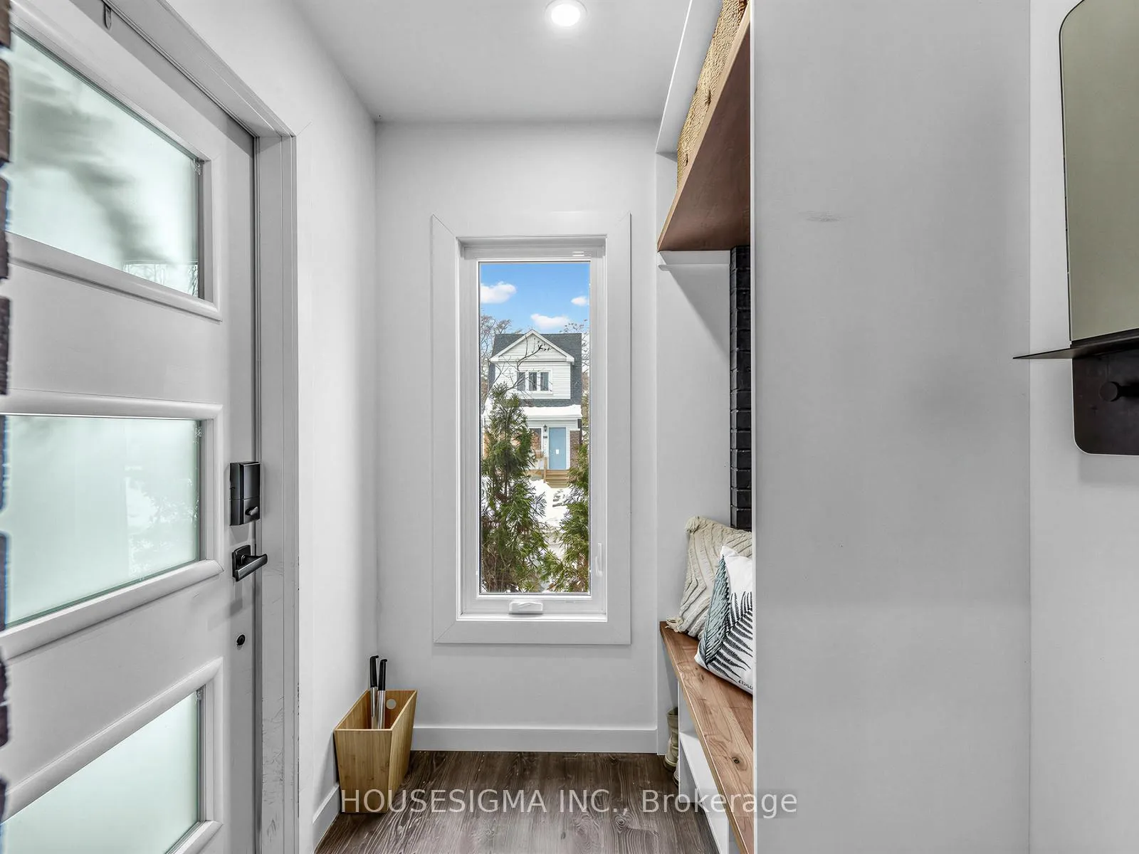 Photo 5 of 41 Kent Road, Toronto, Greenwood-Coxwell — HOMEH