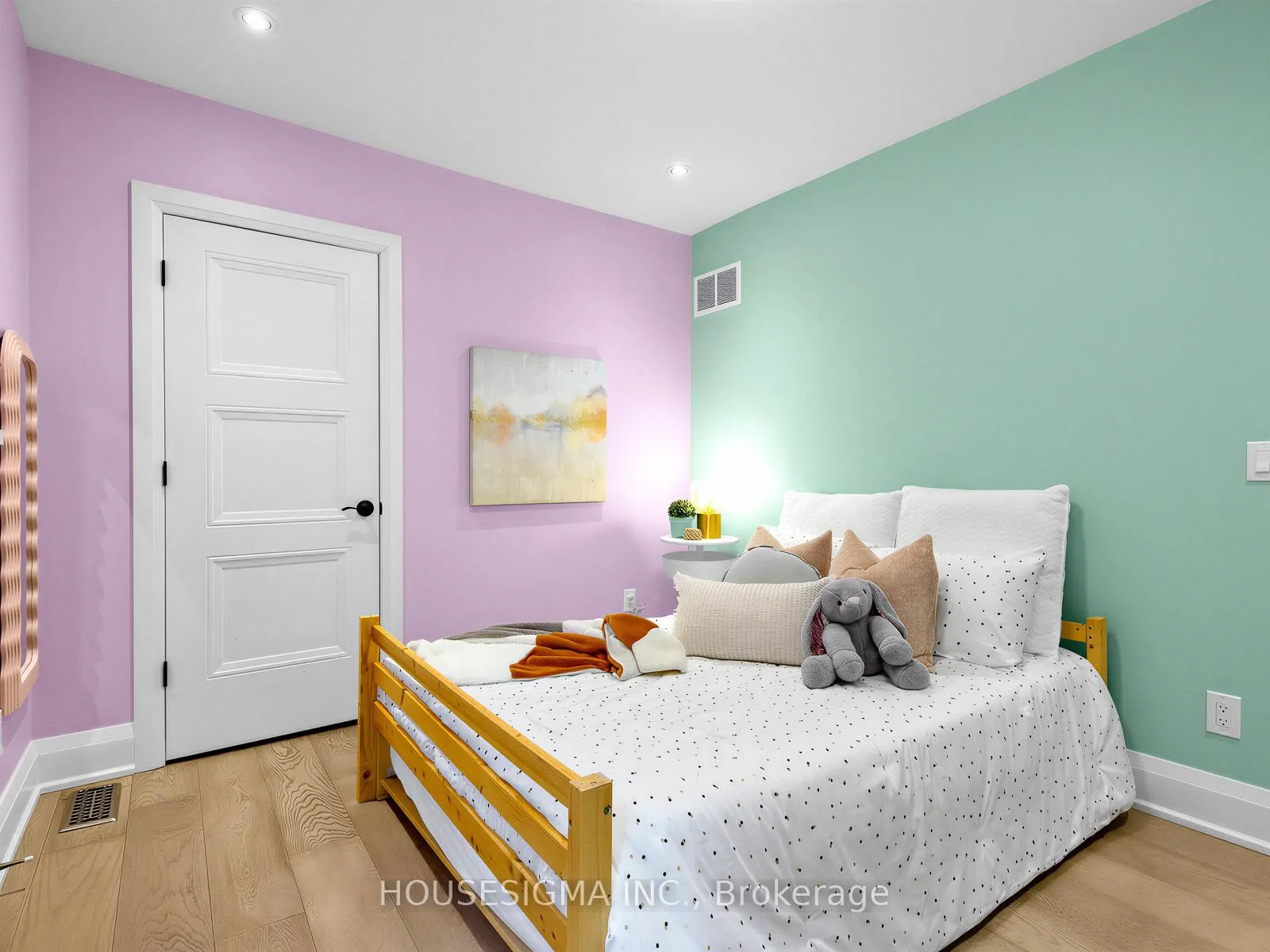 Photo 21 of 41 Kent Road, Toronto, Greenwood-Coxwell — HOMEH