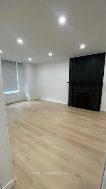 Photo 4 of Unit Unit 1 - Bedroom #1, 55 Young Street, Hamilton, Corktown — HOMEH