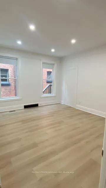 Photo 5 of Unit Unit 1 - Bedroom #2, 55 Young Street, Hamilton, Corktown — HOMEH