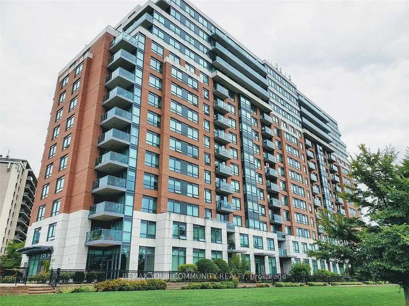 Front of Unit 901, 1403 Royal York Road