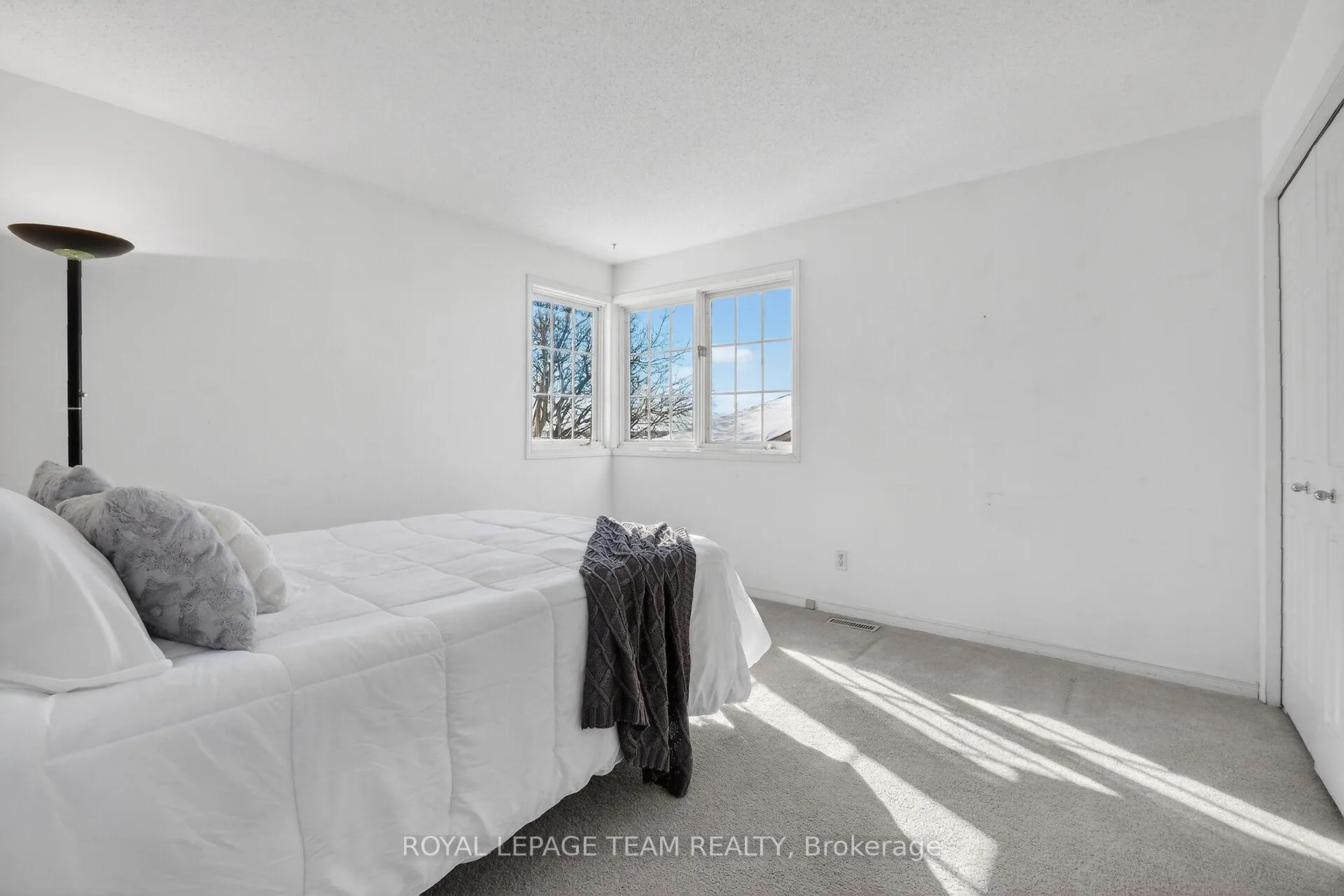 Photo 22 of 38 Maple Grove Road, Ottawa, Kanata - Katimavik — HOMEH