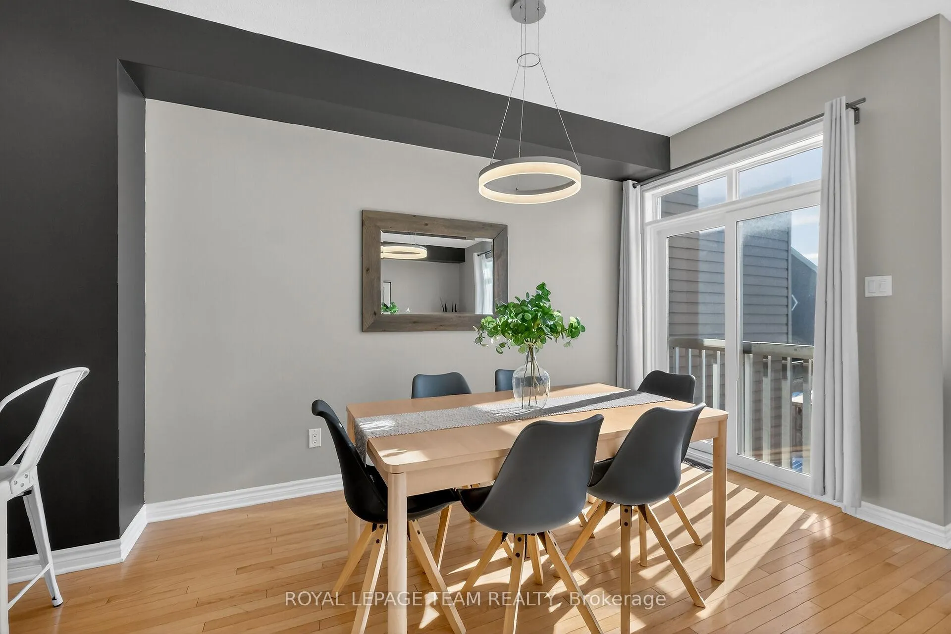 Photo 13 of 420 Foxhall Way, Ottawa, Kanata - Bridlewood — HOMEH
