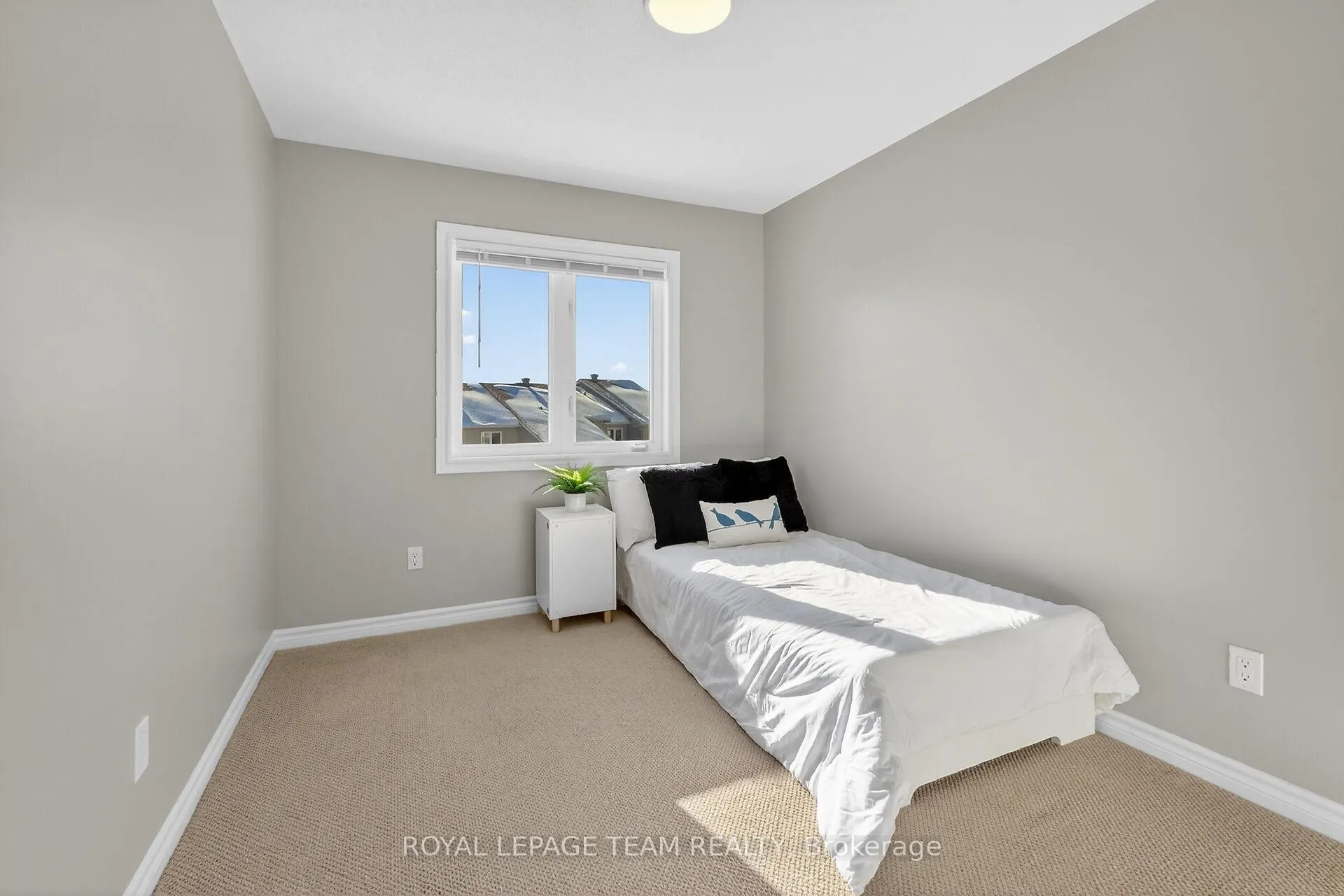 Photo 21 of 420 Foxhall Way, Ottawa, Kanata - Bridlewood — HOMEH