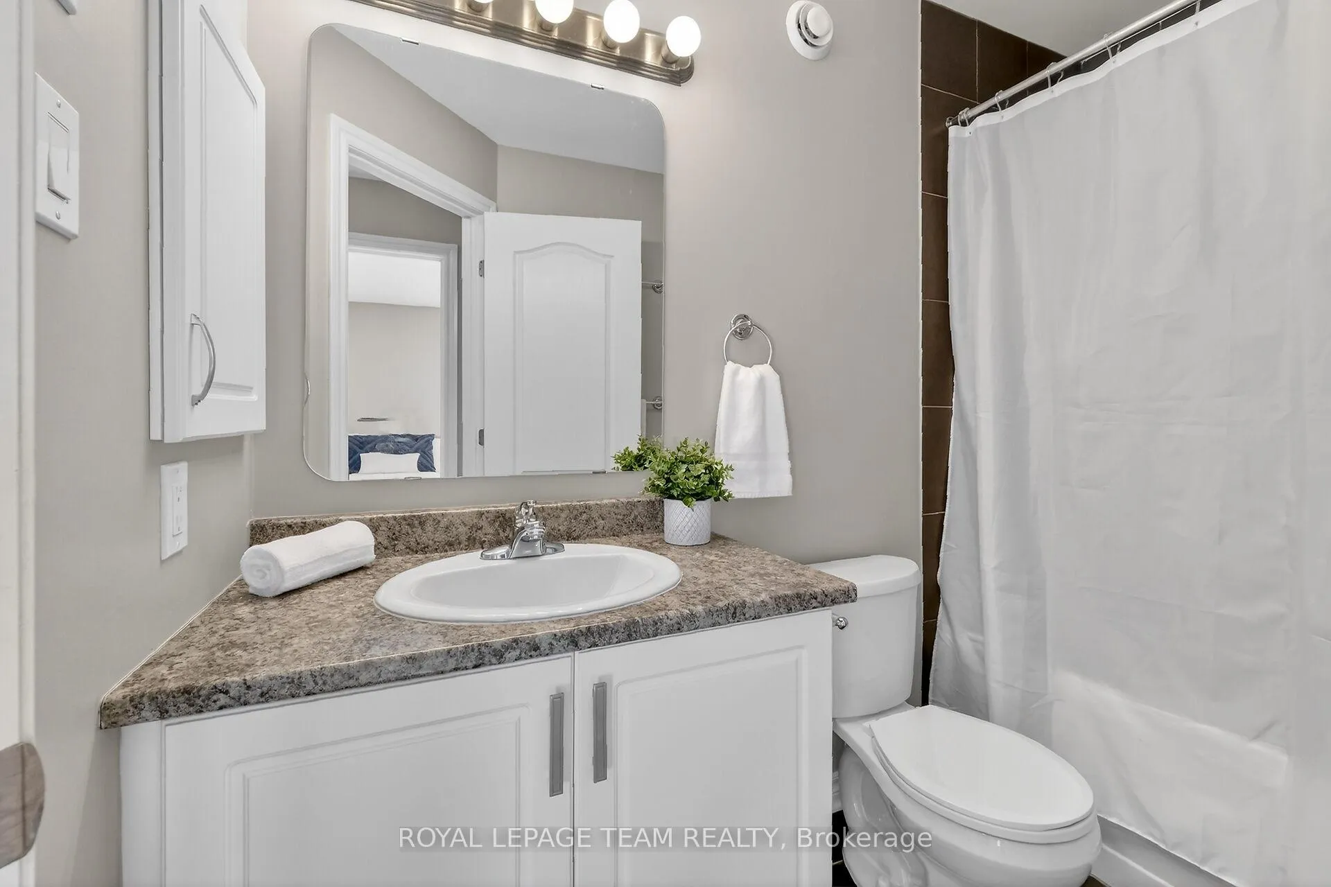 Photo 22 of 420 Foxhall Way, Ottawa, Kanata - Bridlewood — HOMEH