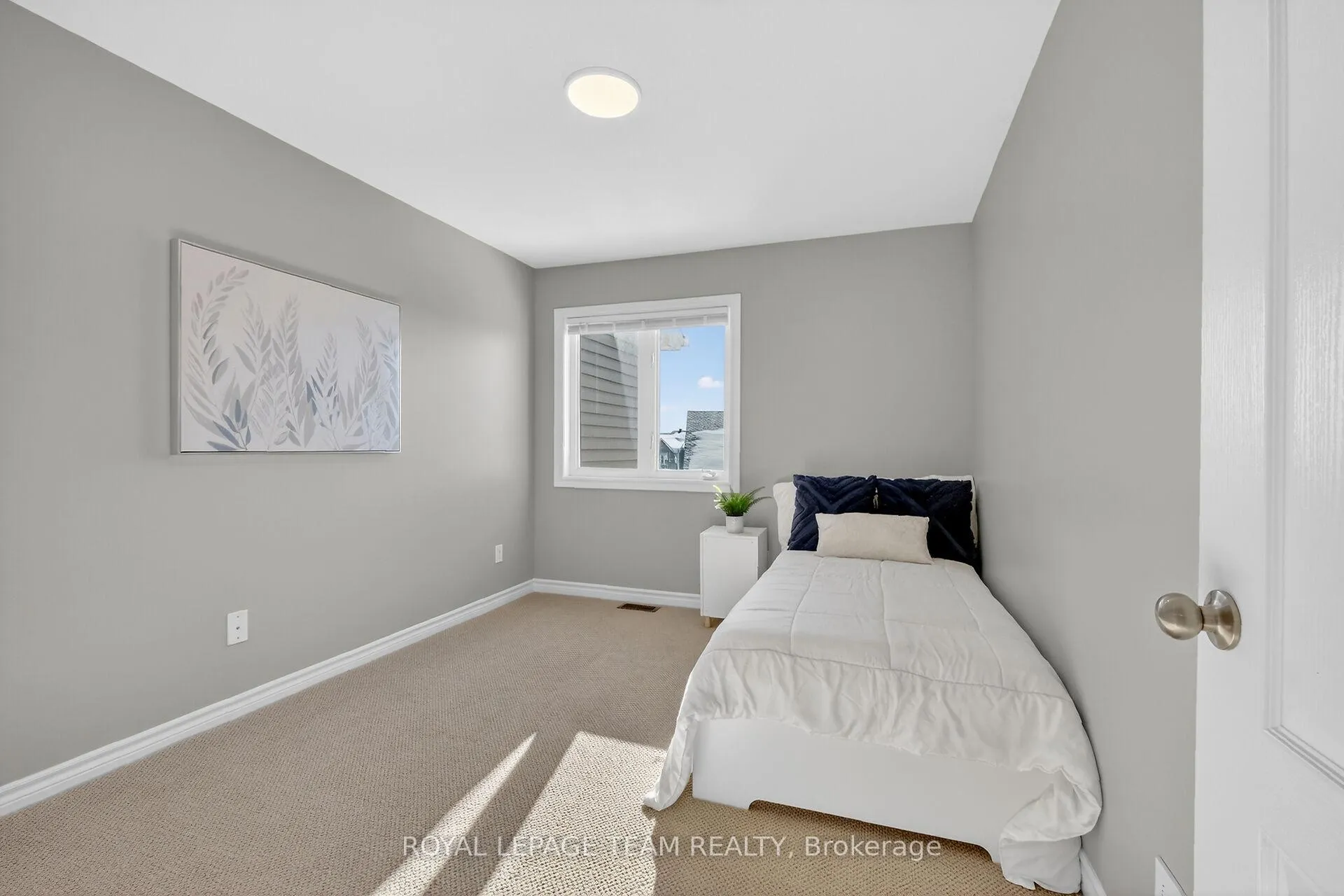 Photo 23 of 420 Foxhall Way, Ottawa, Kanata - Bridlewood — HOMEH