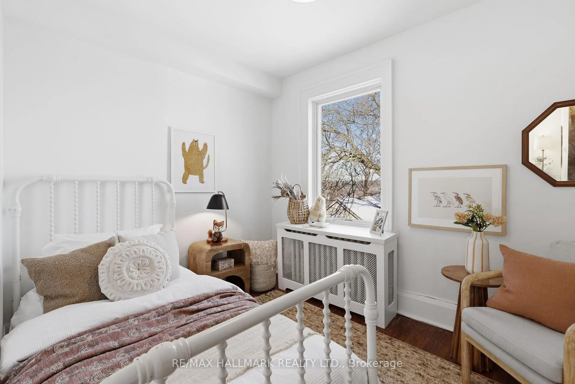 Photo 16 of 22 Chester Hill Road, Toronto, Playter Estates-Danforth — HOMEH
