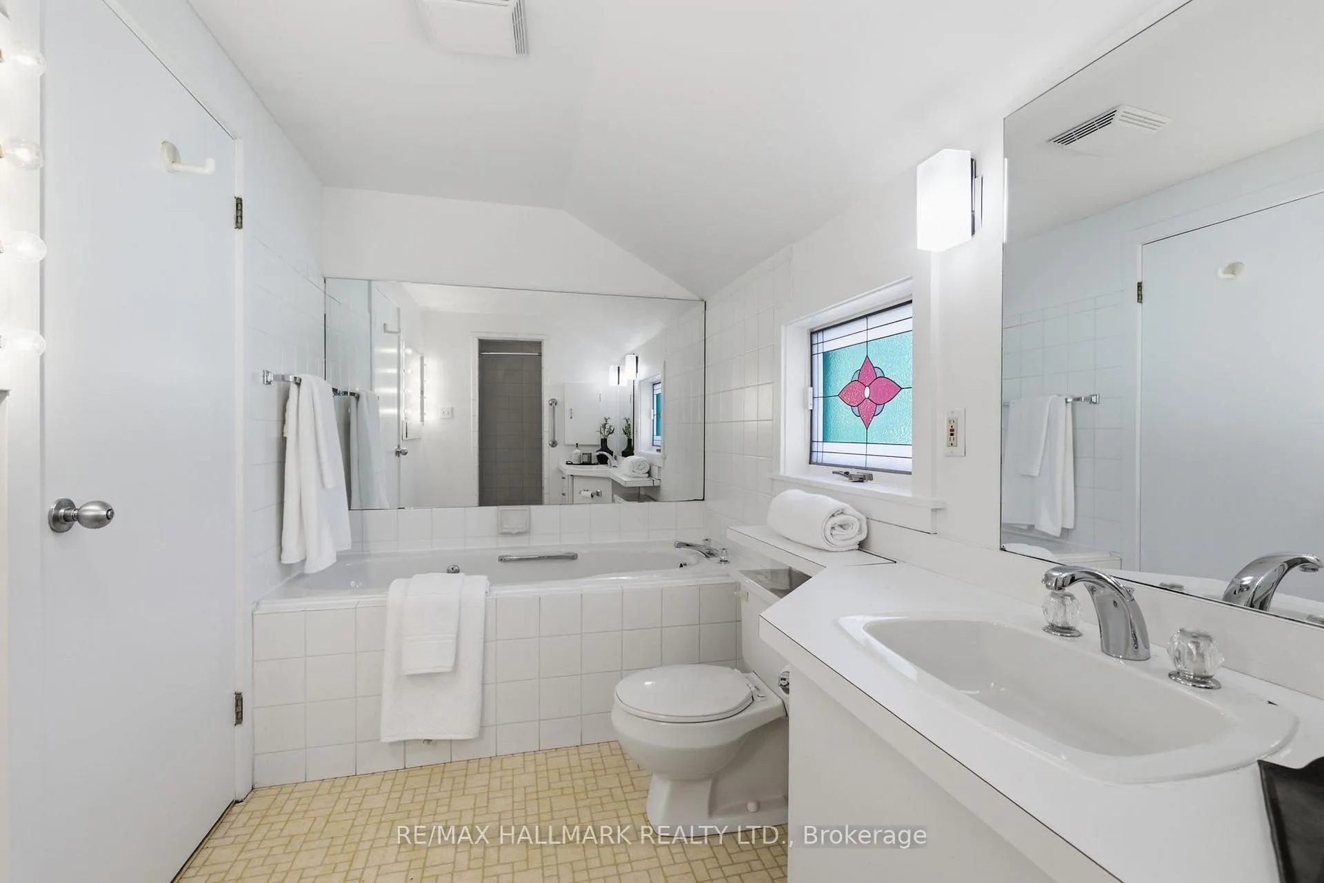 Photo 22 of 22 Chester Hill Road, Toronto, Playter Estates-Danforth — HOMEH