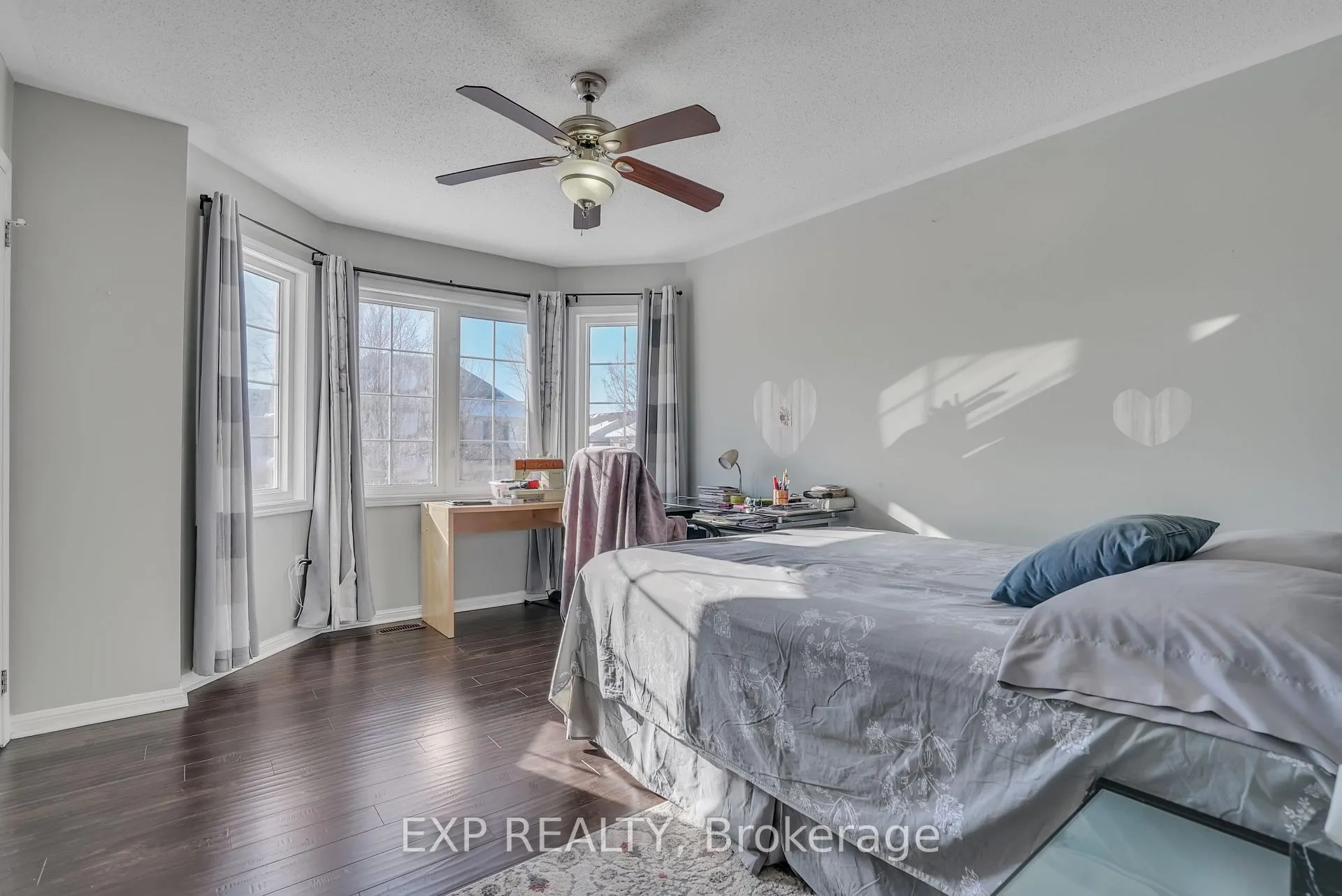 Photo 24 of 38 John W Taylor Avenue, New Tecumseth, Alliston — HOMEH