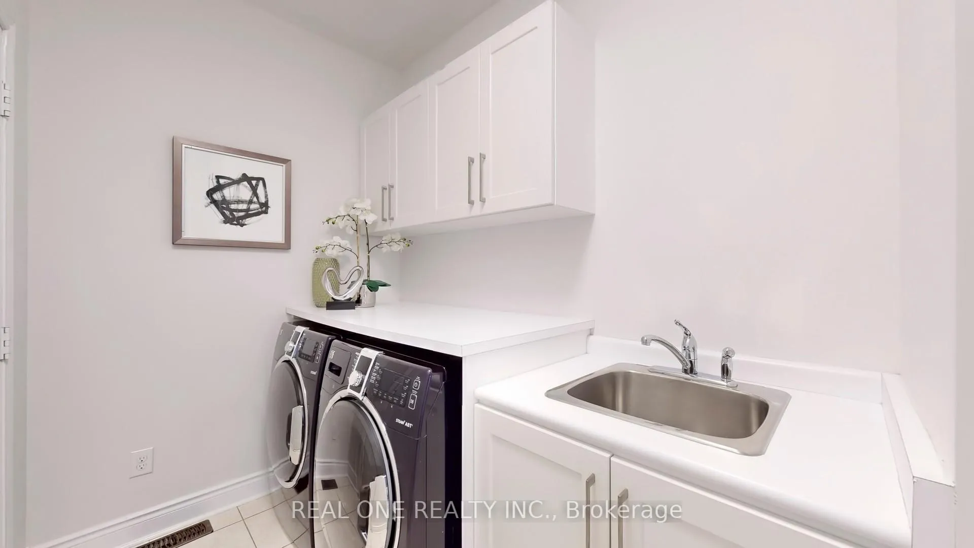 Photo 21 of 19 Fred Mclaren Boulevard, Markham, Wismer — HOMEH