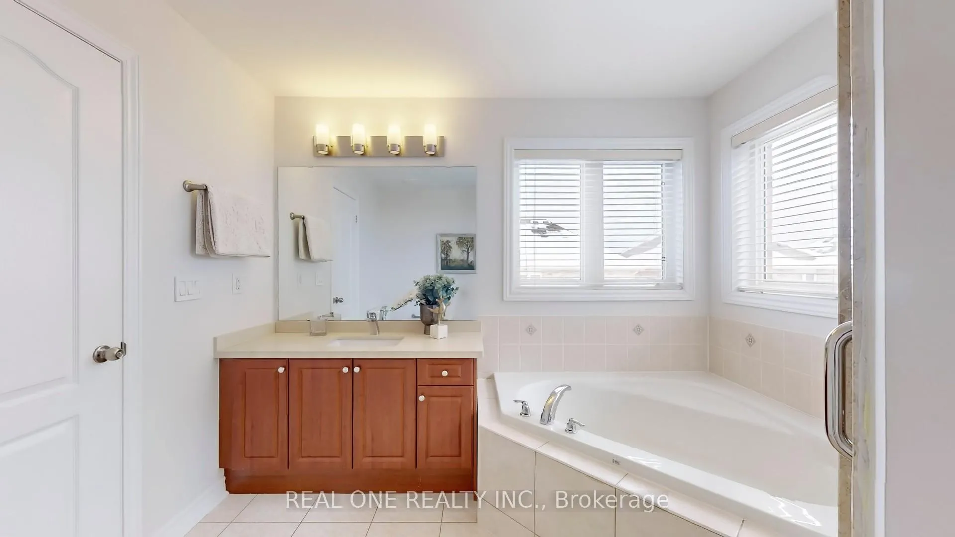 Photo 29 of 19 Fred Mclaren Boulevard, Markham, Wismer — HOMEH